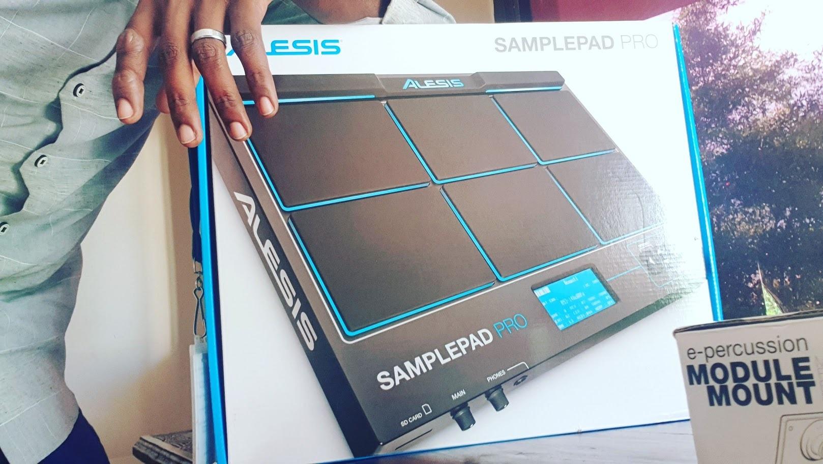 Alesis Sample Pad 4 Electric Drum Pad | 4 Velocity-Sensitive Pads, 25 Drum Sounds, SD/SDHC Card Slot, for Live Performance customer photo 1