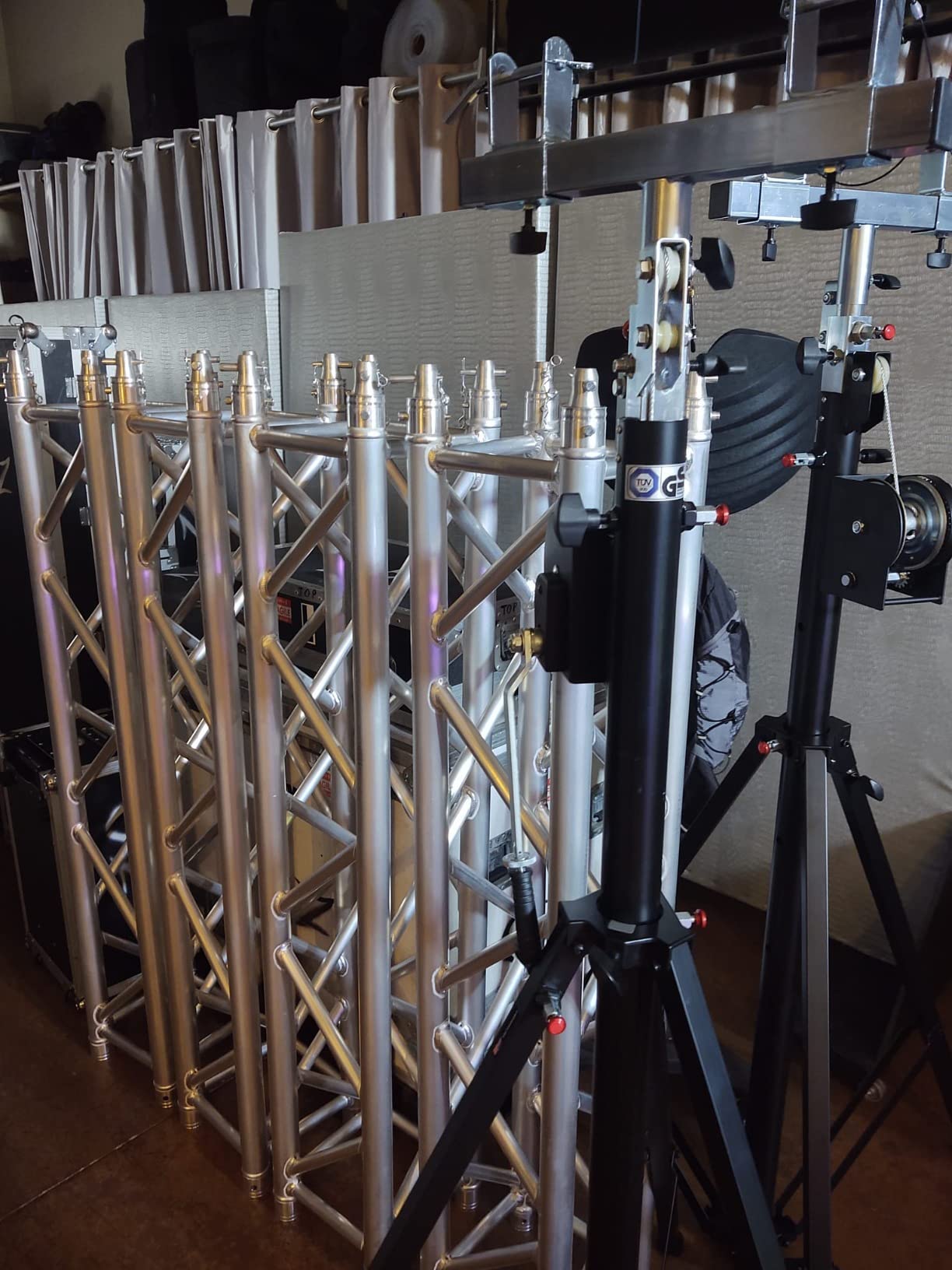 Two (2) xTRUSS 14FT LIGHTING CRANK STANDS UNIVERSAL T ADAPTER HEAVY DUTY DJ PA CLUB customer photo 1