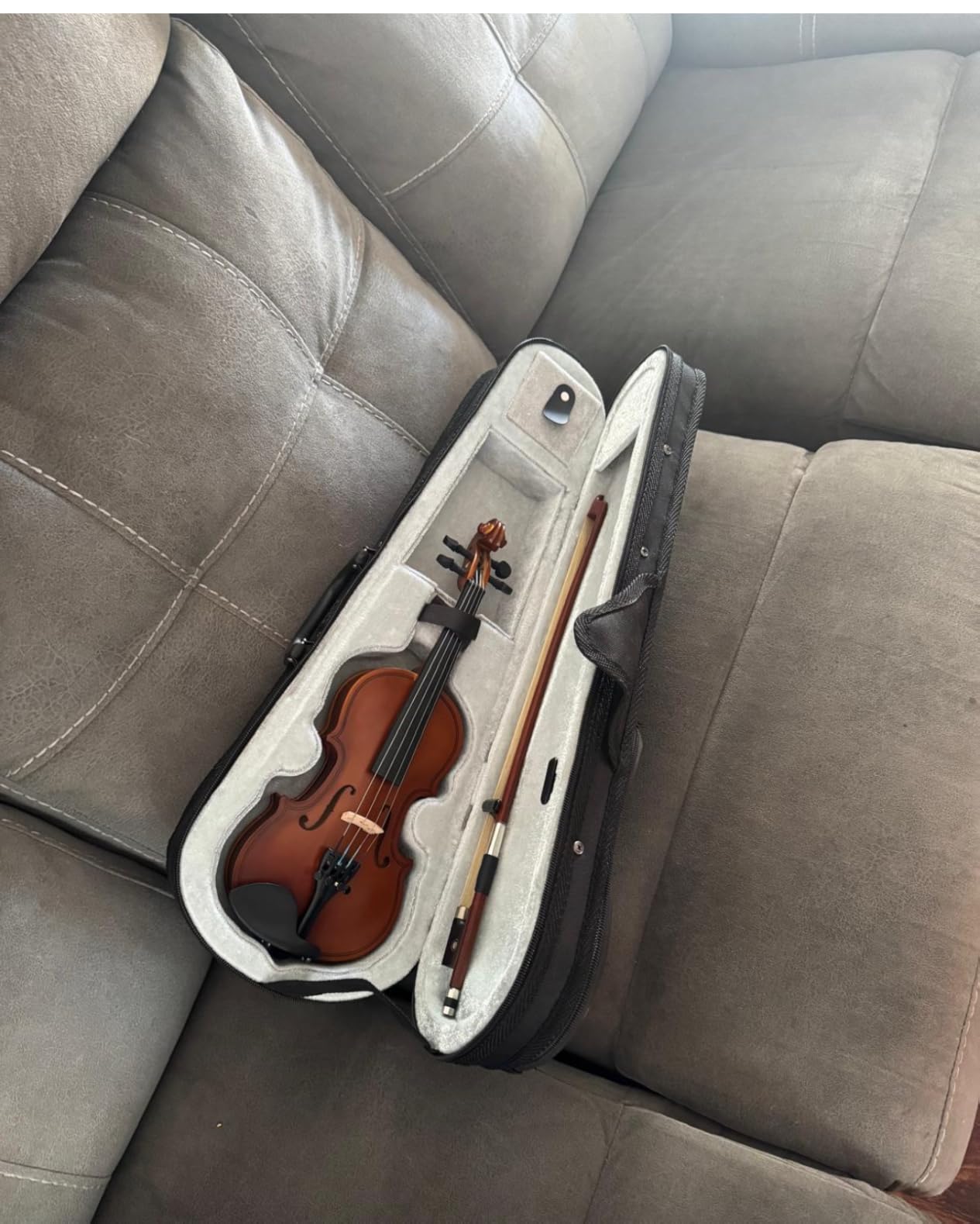 Paititi 1/2 Size Artist-100 Student Violin Starter Kit with Brazilwood Bow Lightweight Case, Shoulder Rest, Extra Strings and Rosin customer photo 1