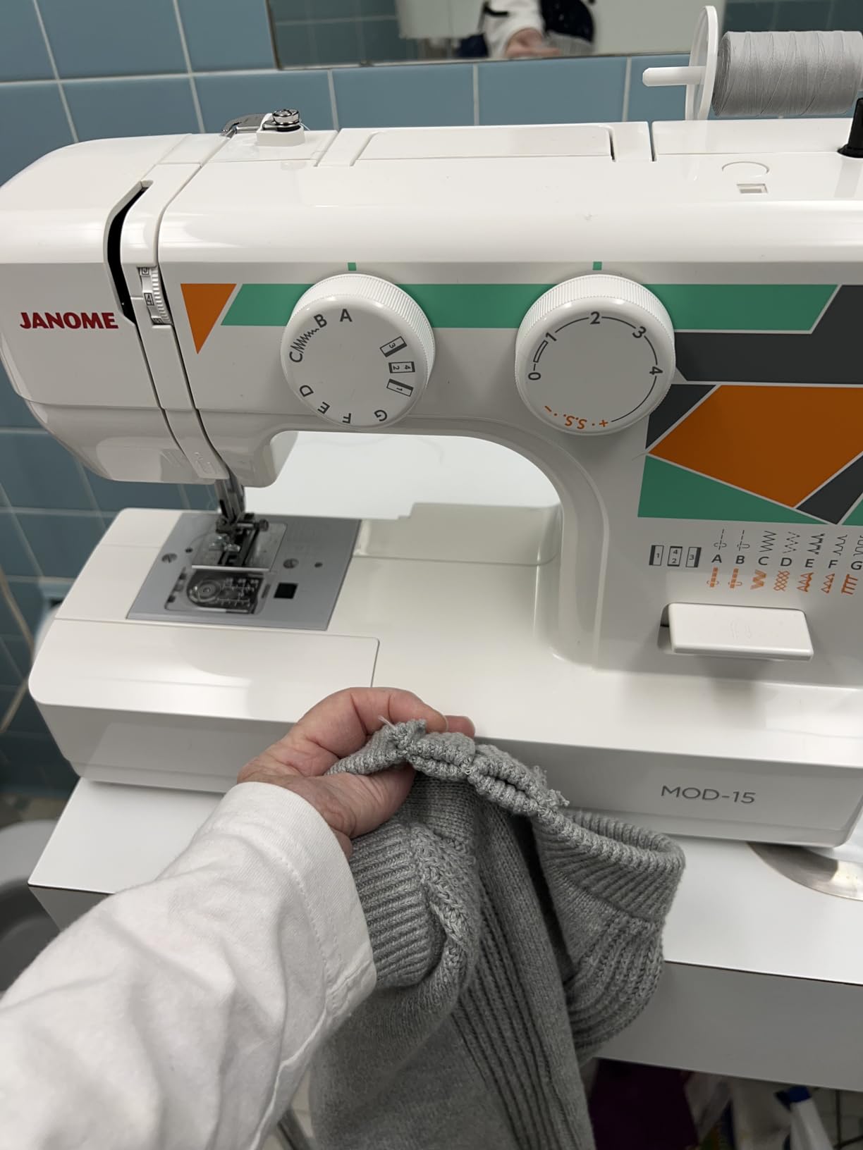 Janome MOD-15 Easy-to-Use Sewing Machine with 15 Stitches customer photo 1