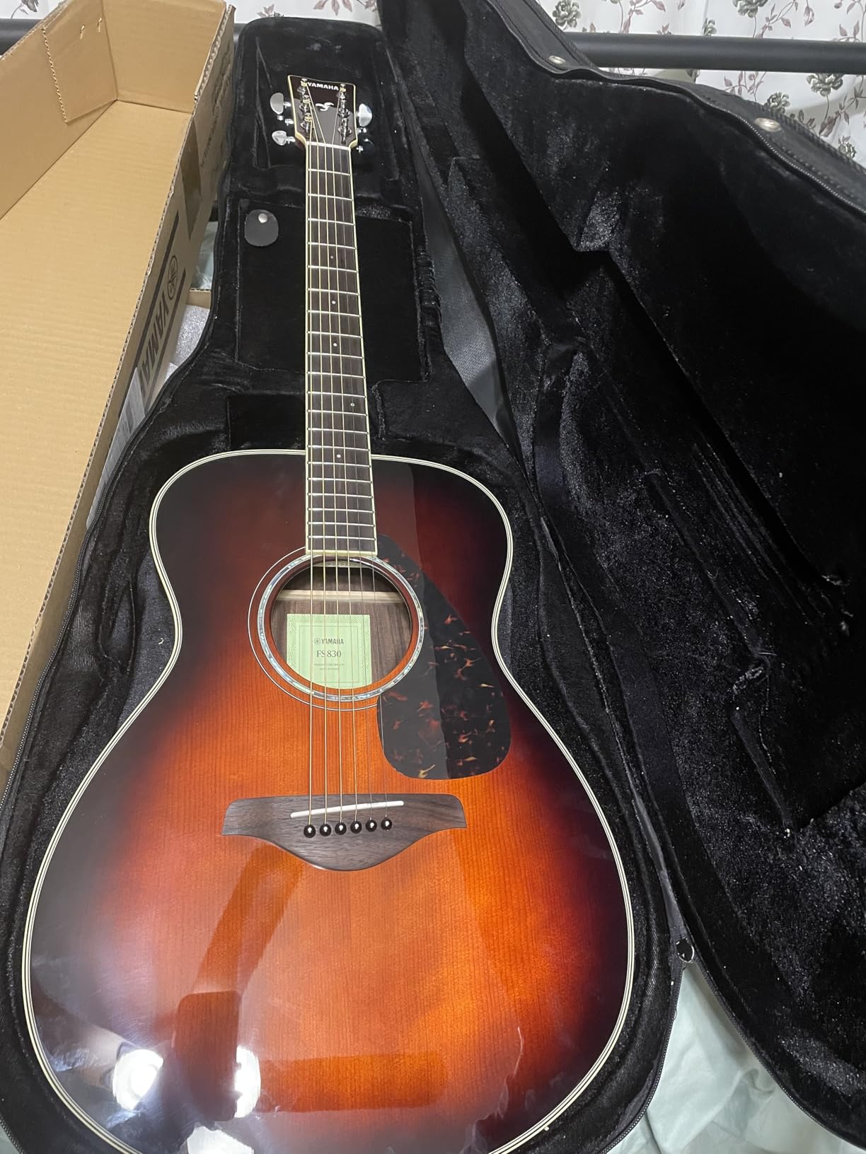 Yamaha FS830 Small Body Solid Top Acoustic Guitar, Tobacco Sunburst customer photo 1
