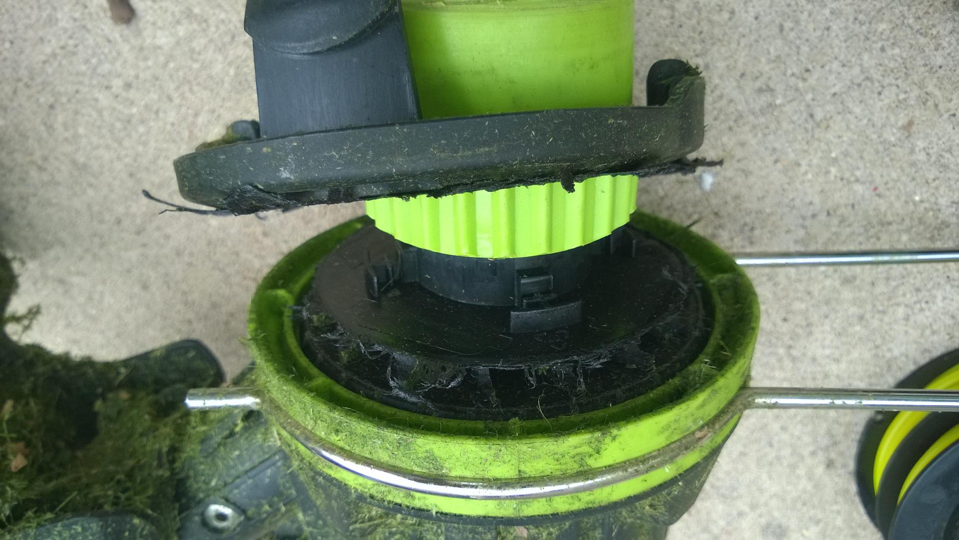 Greenworks 80V 16 in Cordless String Trimmer, 2.0 Ah Battery customer photo 2