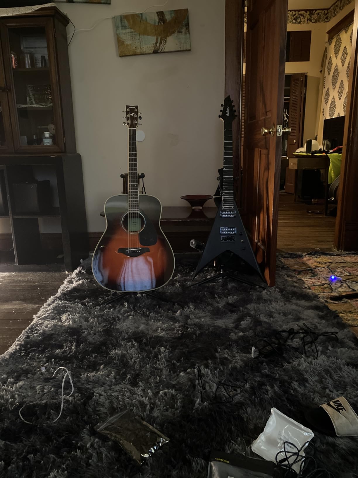 Yamaha FG830 Solid Top Acoustic Guitar, Tobacco Sunburst customer photo 2