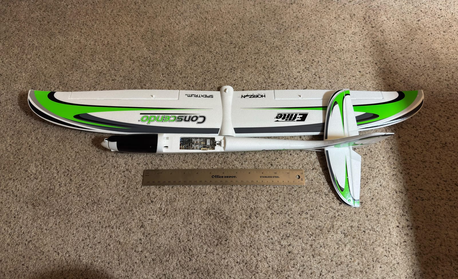 E-flite UMX Conscendo BNF Basic EFLU32050 customer photo 1