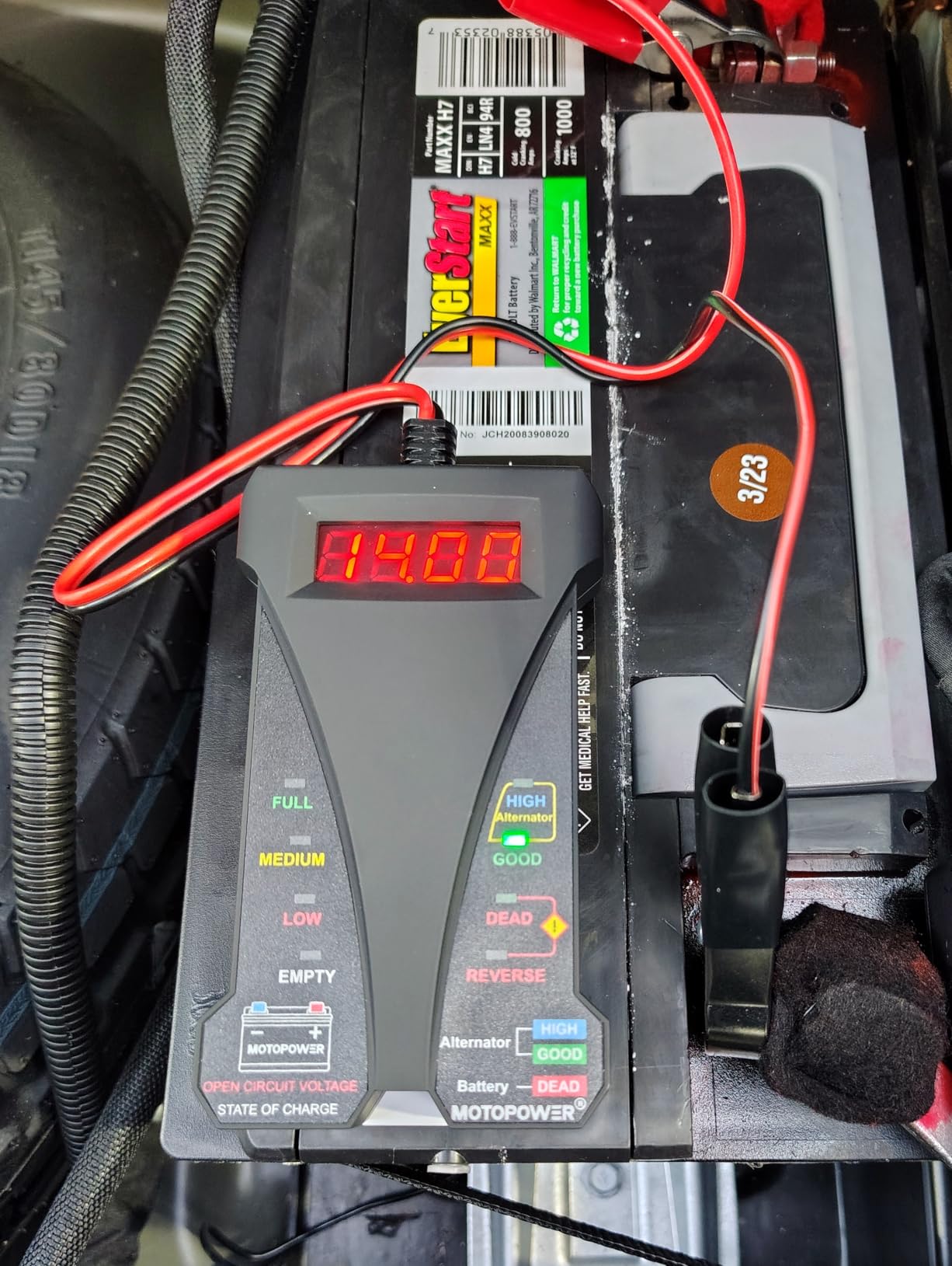 MOTOPOWER MP0514A 12V Digital Car Battery Tester Voltmeter and Charging System Analyzer with LCD Display and LED Indication - Black Rubber Paint customer photo 2