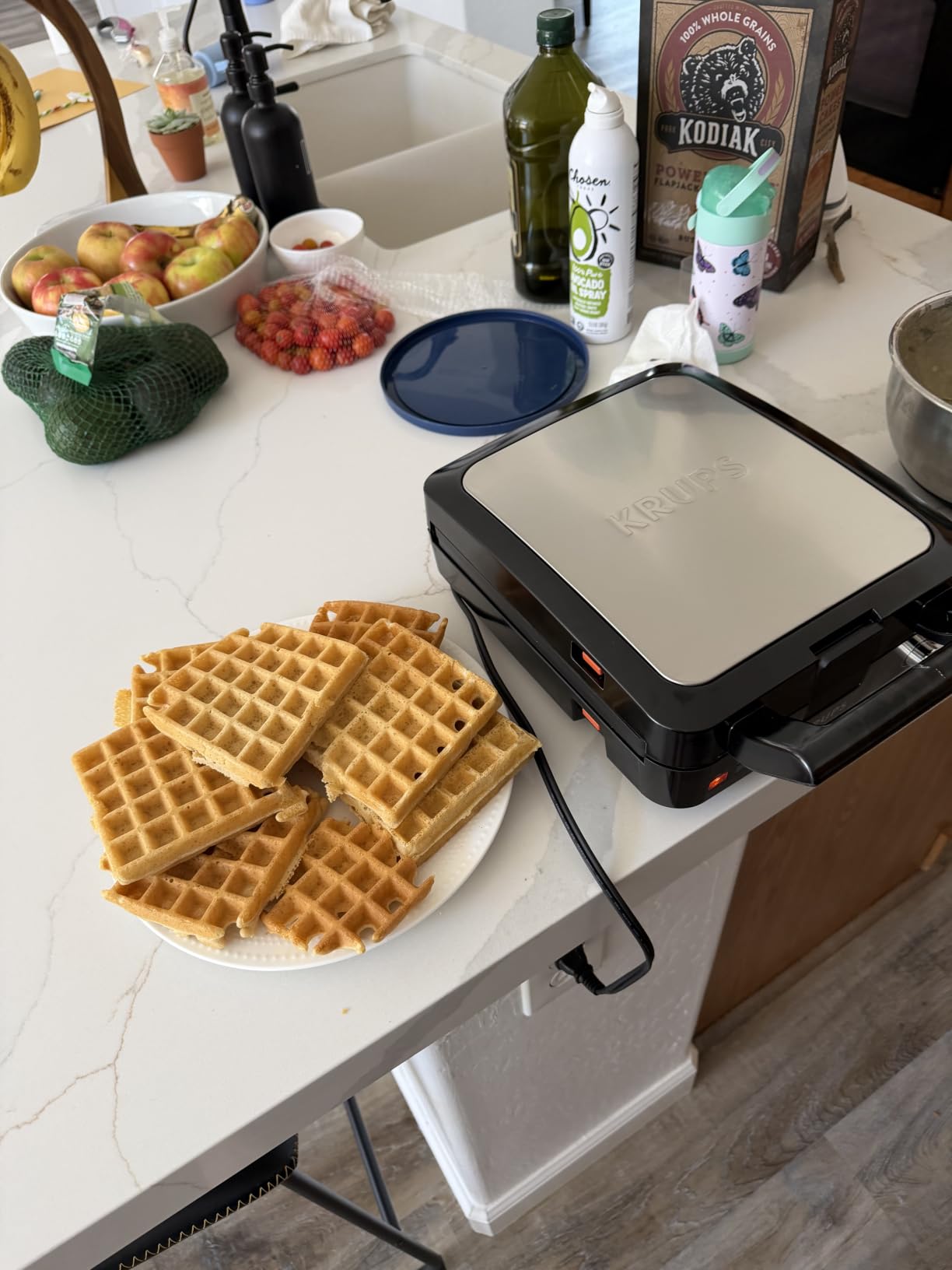 KRUPS 4-Slice Belgian Waffle Maker: Stainless Steel, 5 Browning Levels, Audible Ready Beep, Removable Plates, 1200W, Silver/Black, Large Waffle Maker Family Size, Great for Family Breakfasts customer photo 1
