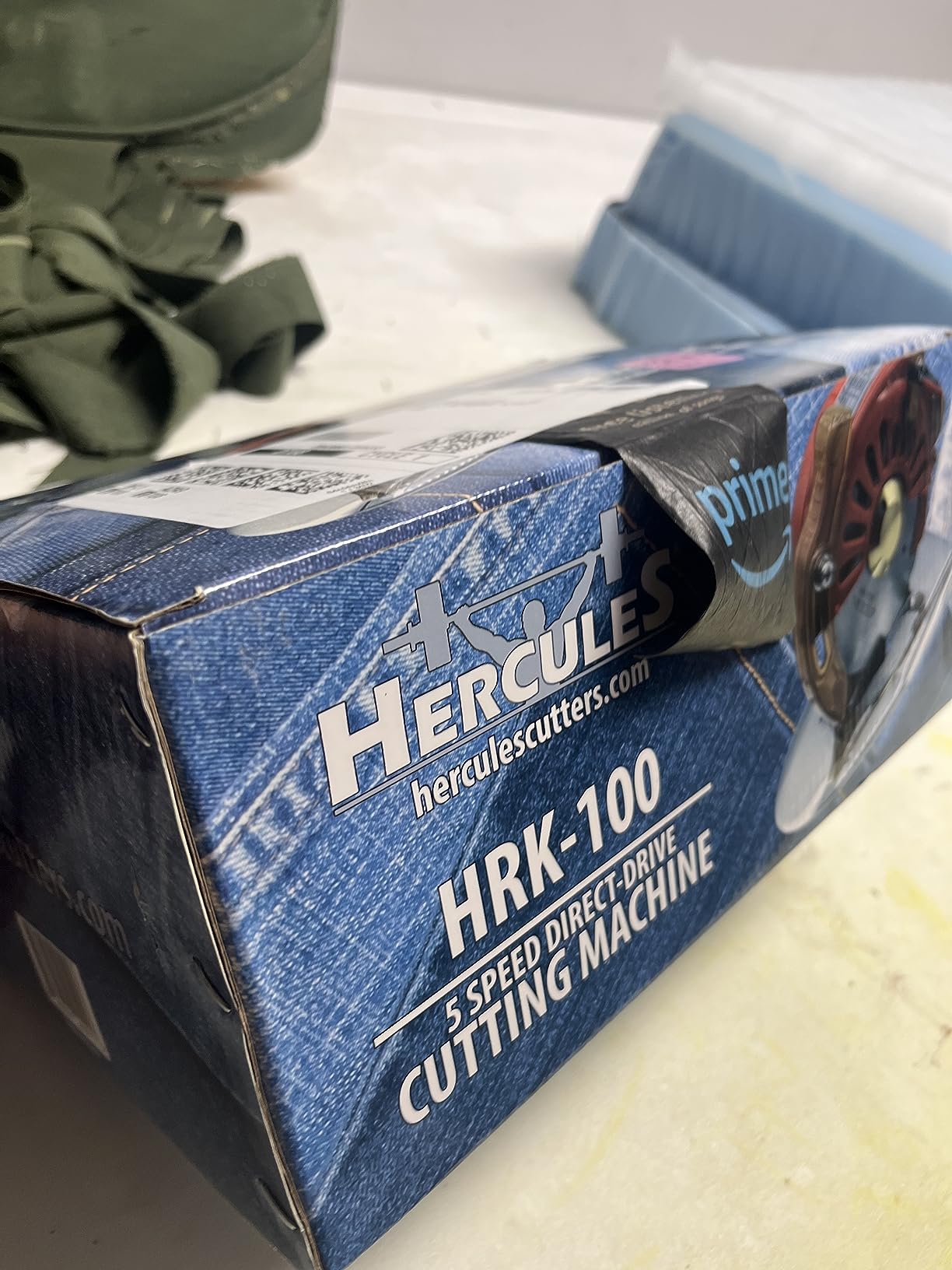 Hercules HRK-100 5-Speed Electric Rotary Cutter for Cloth, Leather, Natural and Synthetic Fabrics - 4 Inch Single & Multi-Layer Round Knife Cutting Machine customer photo 2