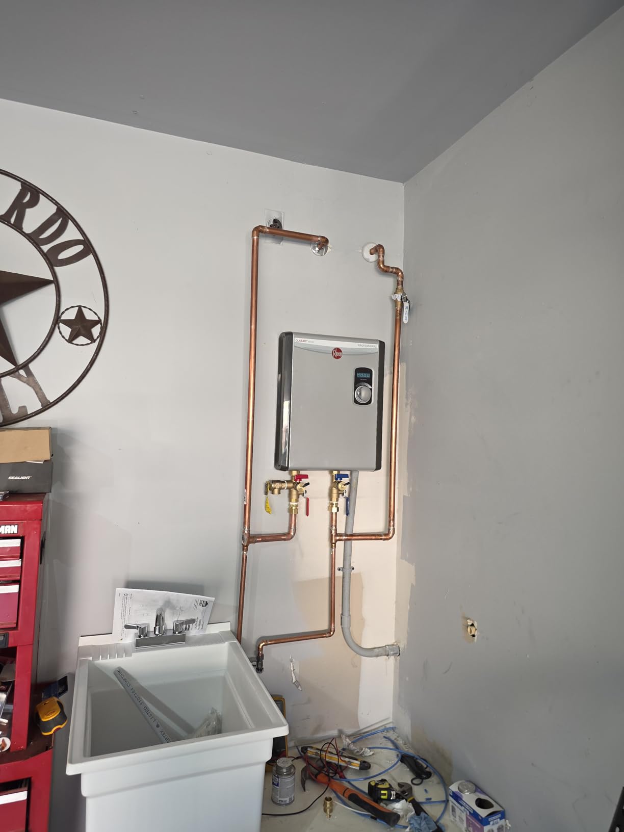 Rheem RTEX-24 24kW 240V Electric Tankless Water Heater, Gray customer photo 1