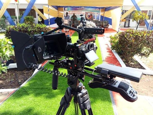 NICEYRIG Steady Shoulder Mount/Shoulder Pad for Video Camcorder CameraDV/DC | 15mm Rod Rail Support System DSLR Rig (15mm Railblock) customer photo 1