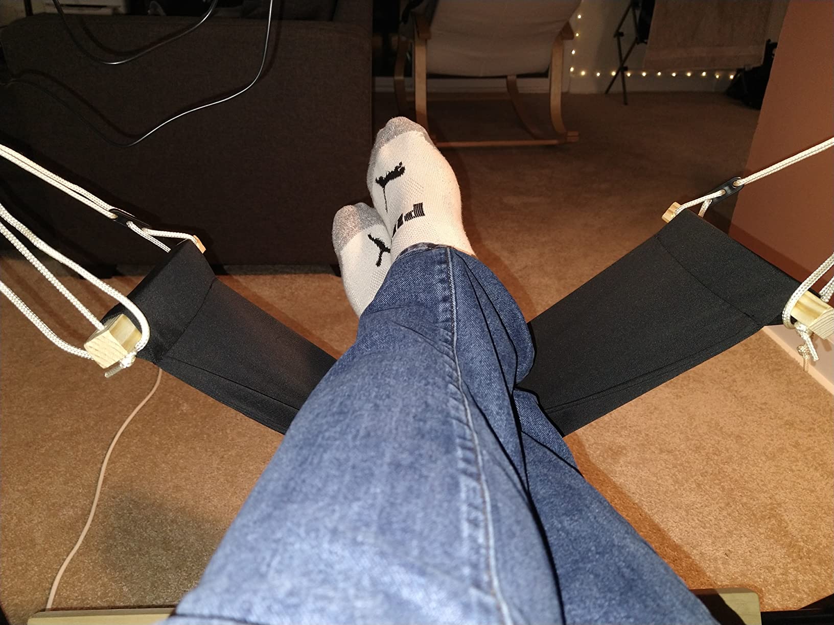 DMcore Canvas Foot Rest Hammock, Adjustable Mini Foot Rest Stand Under Desk Home Office (Black) customer photo 1