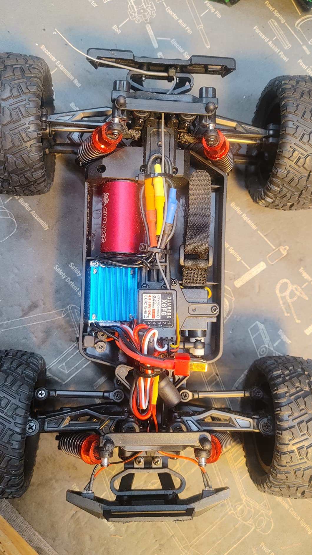 HAIBOXING 1:18 Scale All Terrain RC Car 18859, 36 KPH High Speed 4WD Electric Vehicle with 2.4 GHz Remote Control, 4X4 Waterproof Off-Road Truck with Two Rechargeable Batteries customer photo 1