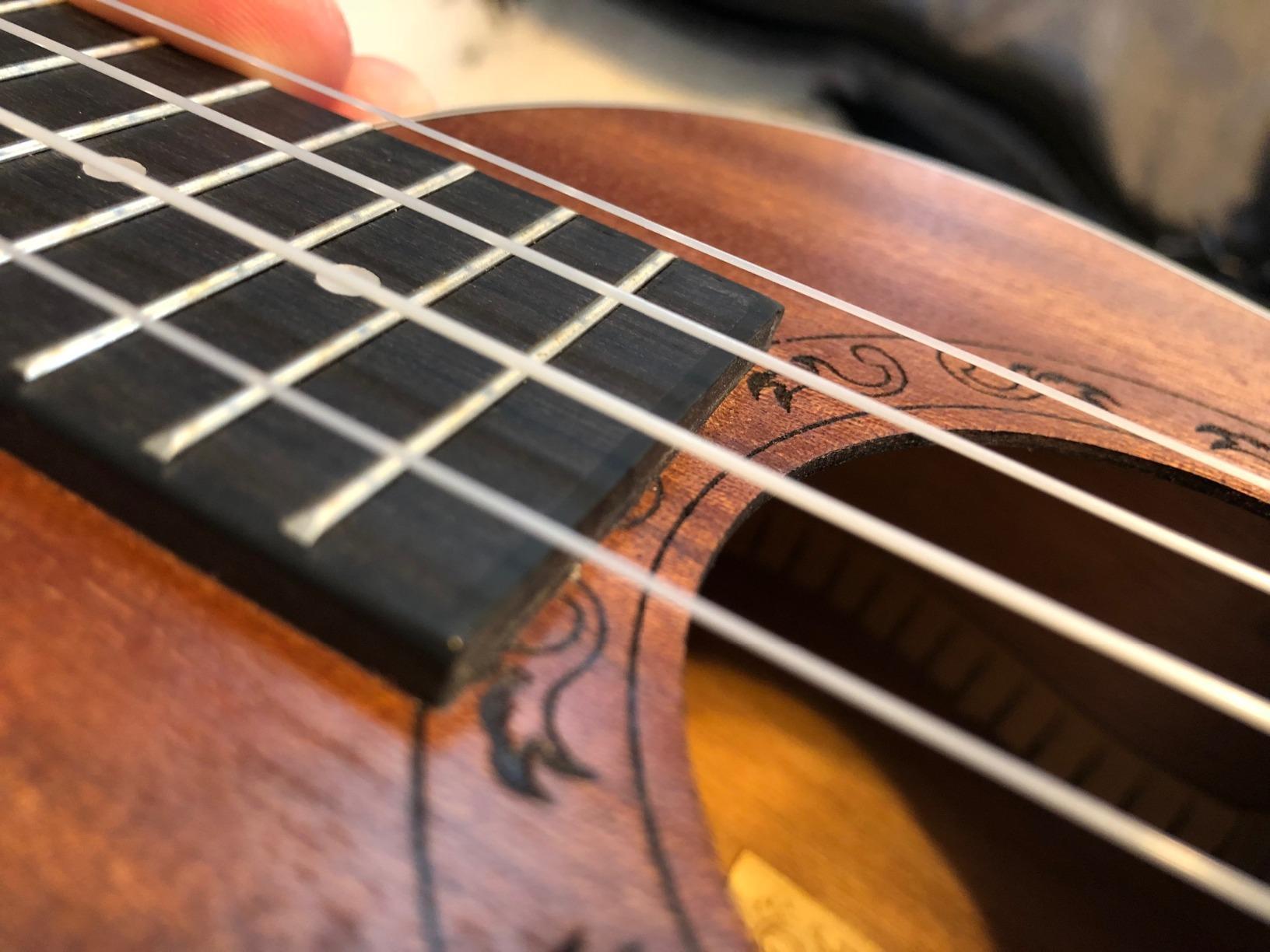 Ranch 26 Inch Tenor Ukulele, Sapele Acoustic Musical Instrument Starter Kit customer photo 2