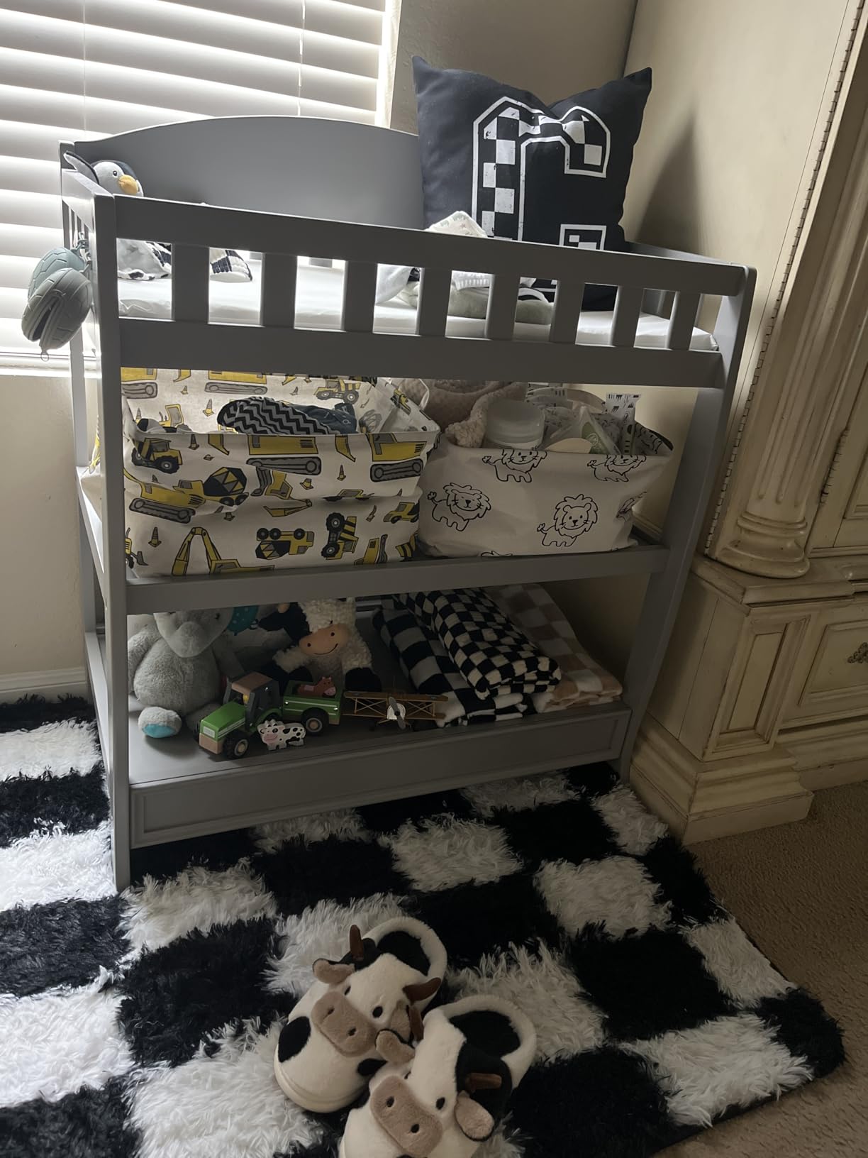 Delta Children Infant Changing Table with Pad, Grey customer photo 1