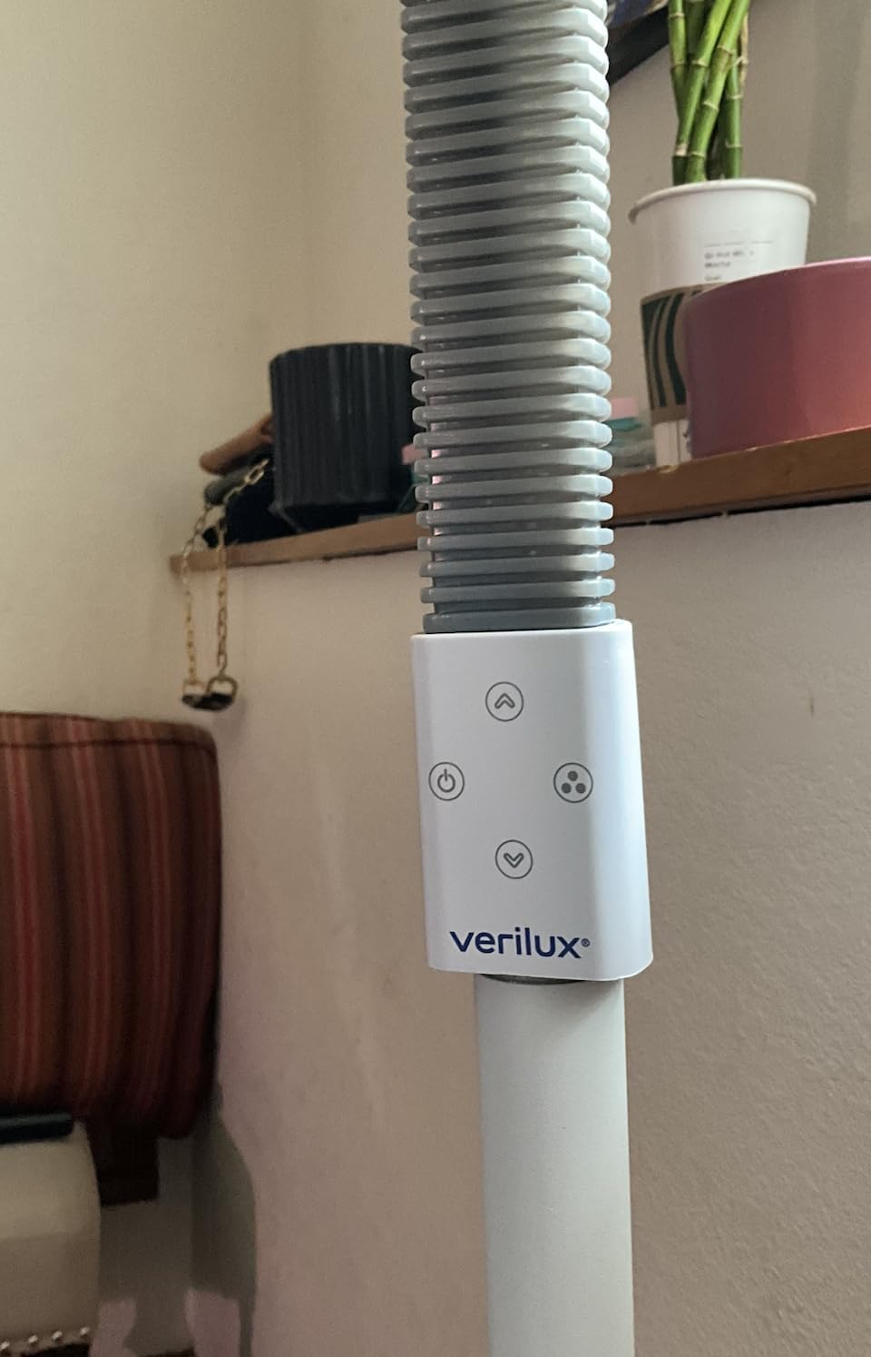 Verilux SmartLight Full Spectrum LED Modern Floor Lamp with Adjustable Brightness, Flexible Gooseneck and Easy Controls - Reduces Eye Strain and Fatigue - Ideal for Reading, Artists, Craft (Black) customer photo 1