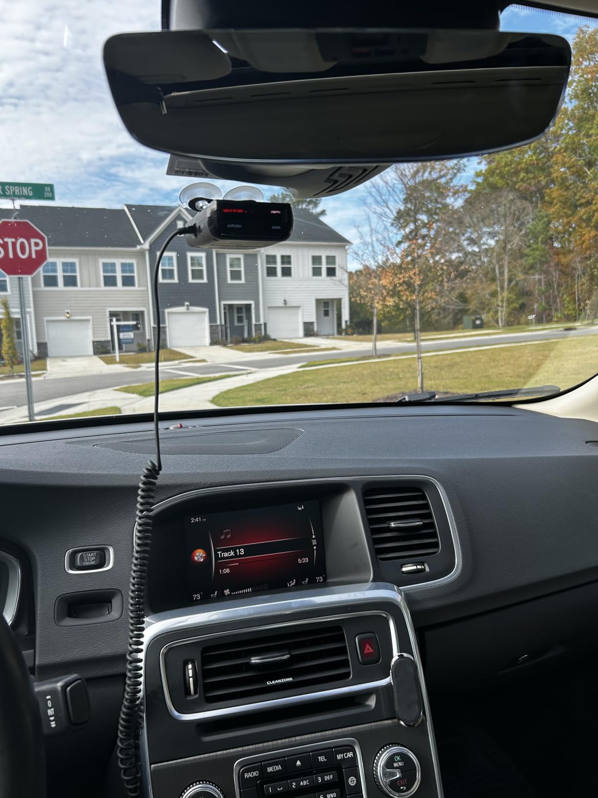 Uniden R3 EXTREME LONG RANGE Laser/Radar Detector, Record Shattering Performance, Built-in GPS w/ Mute Memory, Voice Alerts, Red Light & Speed Camera Alerts, Multi-Color OLED Display, Black customer photo 1