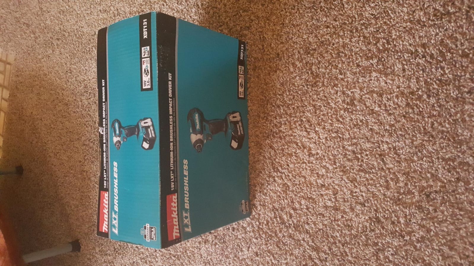 Makita XDT131 18V LXT Lithium-Ion Brushless Cordless Impact Driver Kit (3.0Ah) customer photo 1