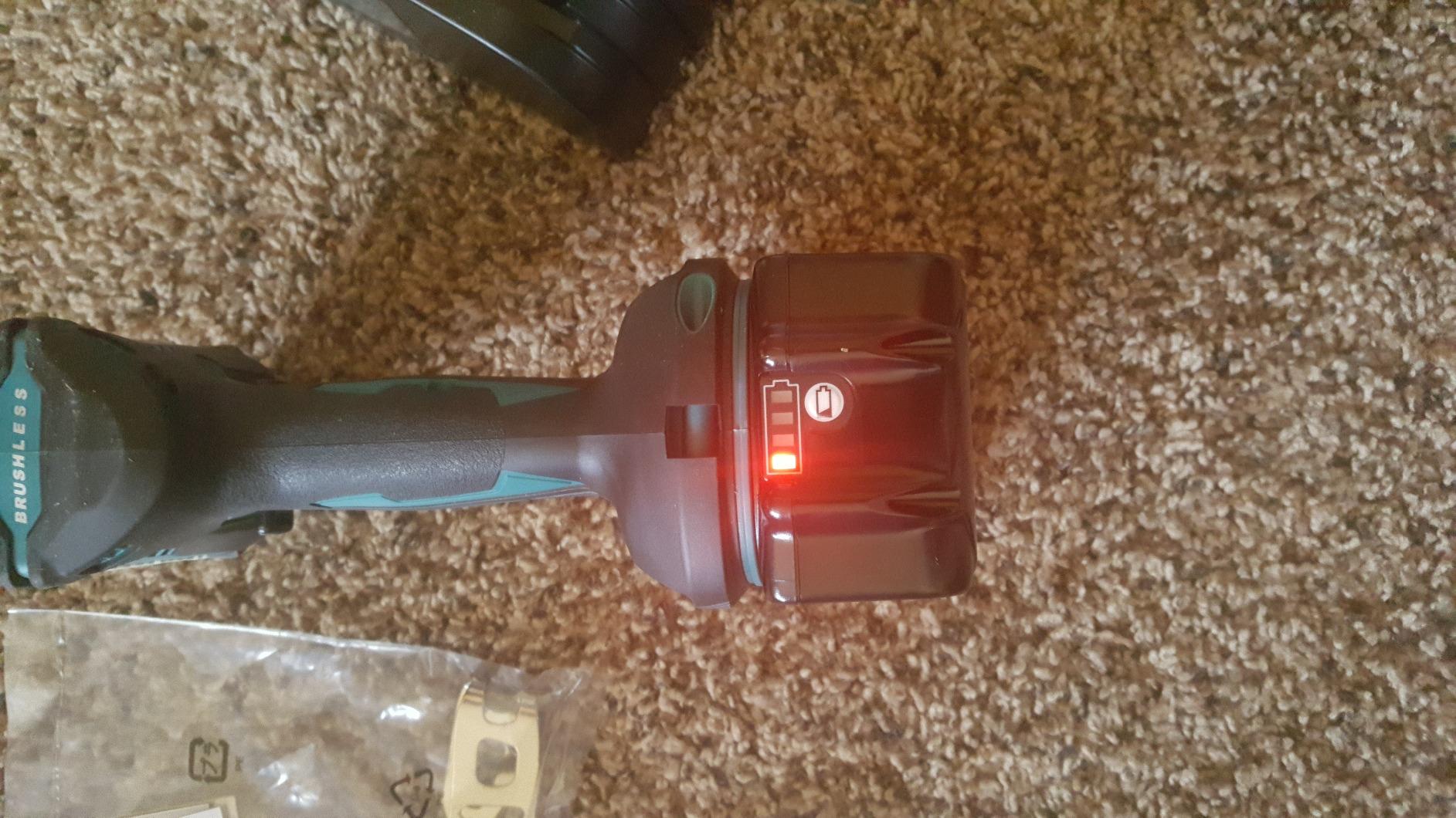 Makita XDT131 18V LXT Lithium-Ion Brushless Cordless Impact Driver Kit (3.0Ah) customer photo 2
