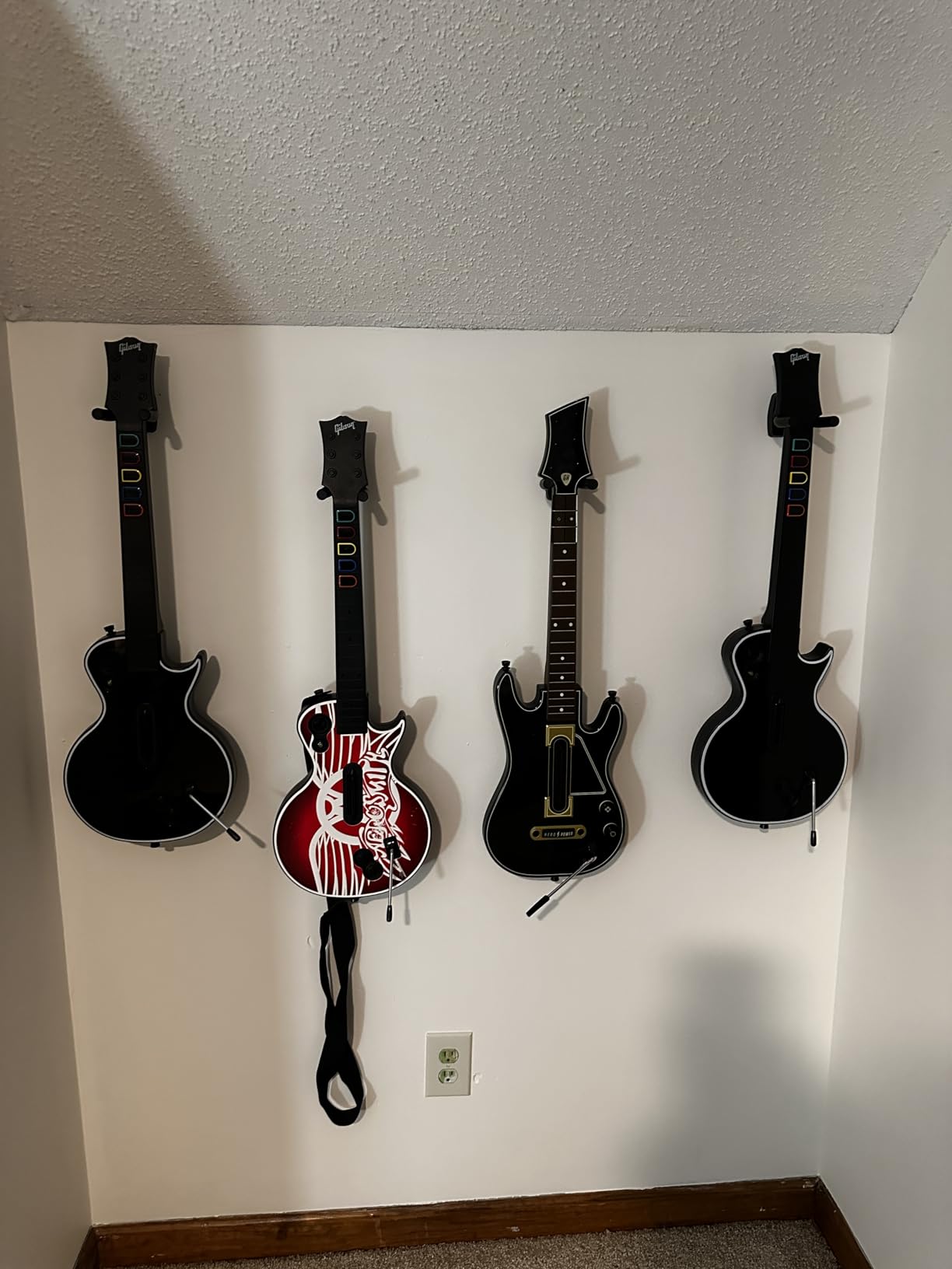 Guitar Wall Hanger Stands Ukulele Wall Mount 2 Pack Violin Hook Keep Holder Display Rack Bracket for Most Guitar Bass Accessories customer photo 2