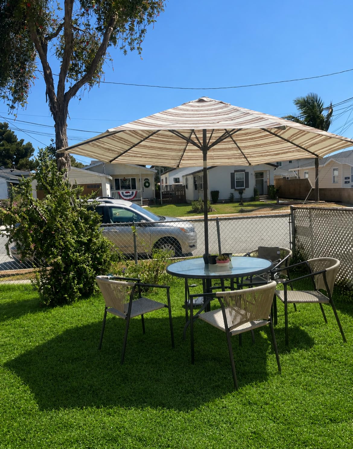 Best Choice Products 10ft Solar Polyester LED Lighted Patio Umbrella w/Tilt Adjustment and UV-Resistant Fabric - Navy Blue customer photo 2