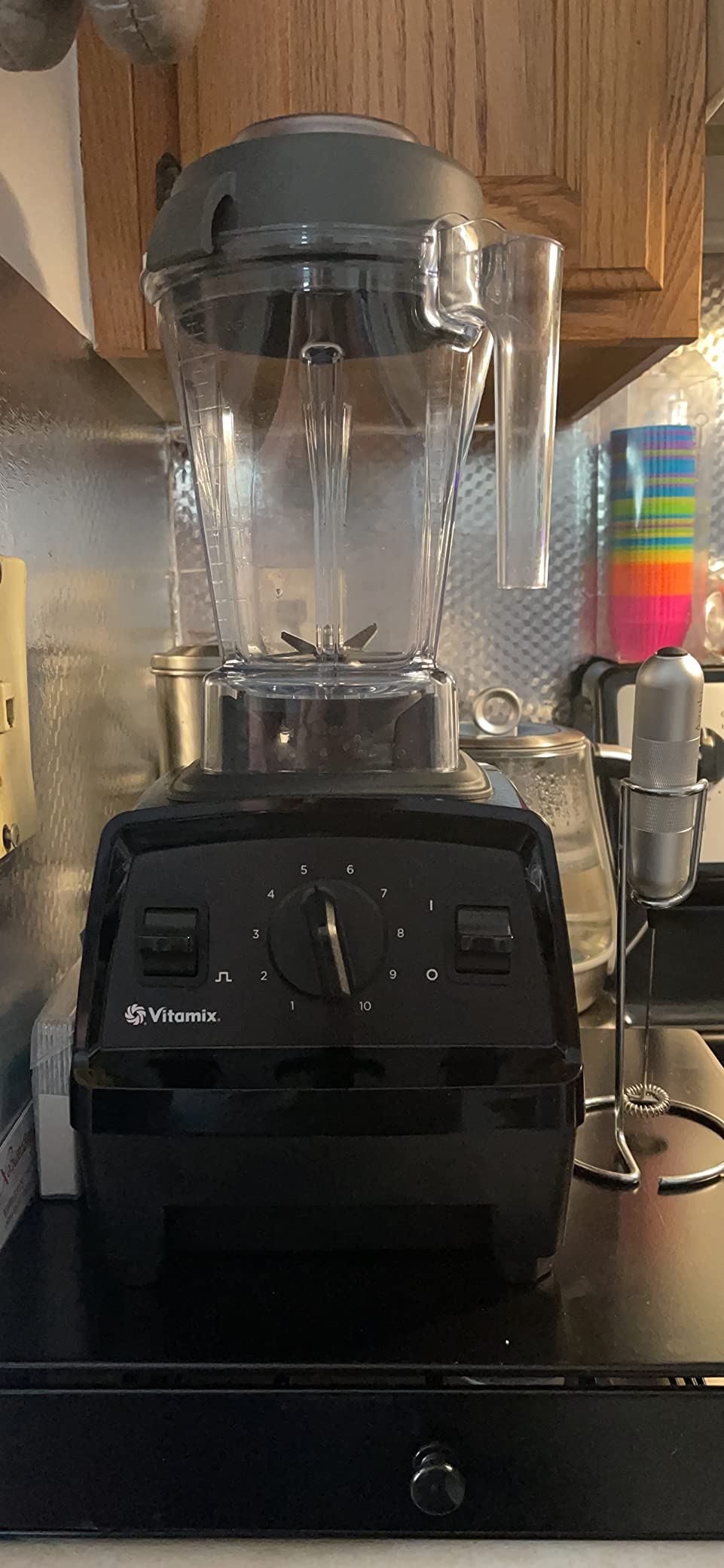 Vitamix E310 Explorian Blender, Professional-Grade, Self-Cleaning 48 oz. Container, Black customer photo 2