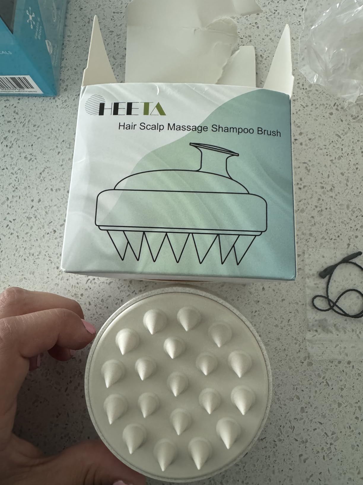 HEETA Scalp Massager Hair Growth, Soft Silicone Scalp Scrubber Shampoo Brush for Exfoliation, Dandruff Removal Head Massage Stress Relax, Wet & Dry Use for Thick Thin Curly Hair Care, Black customer photo 2