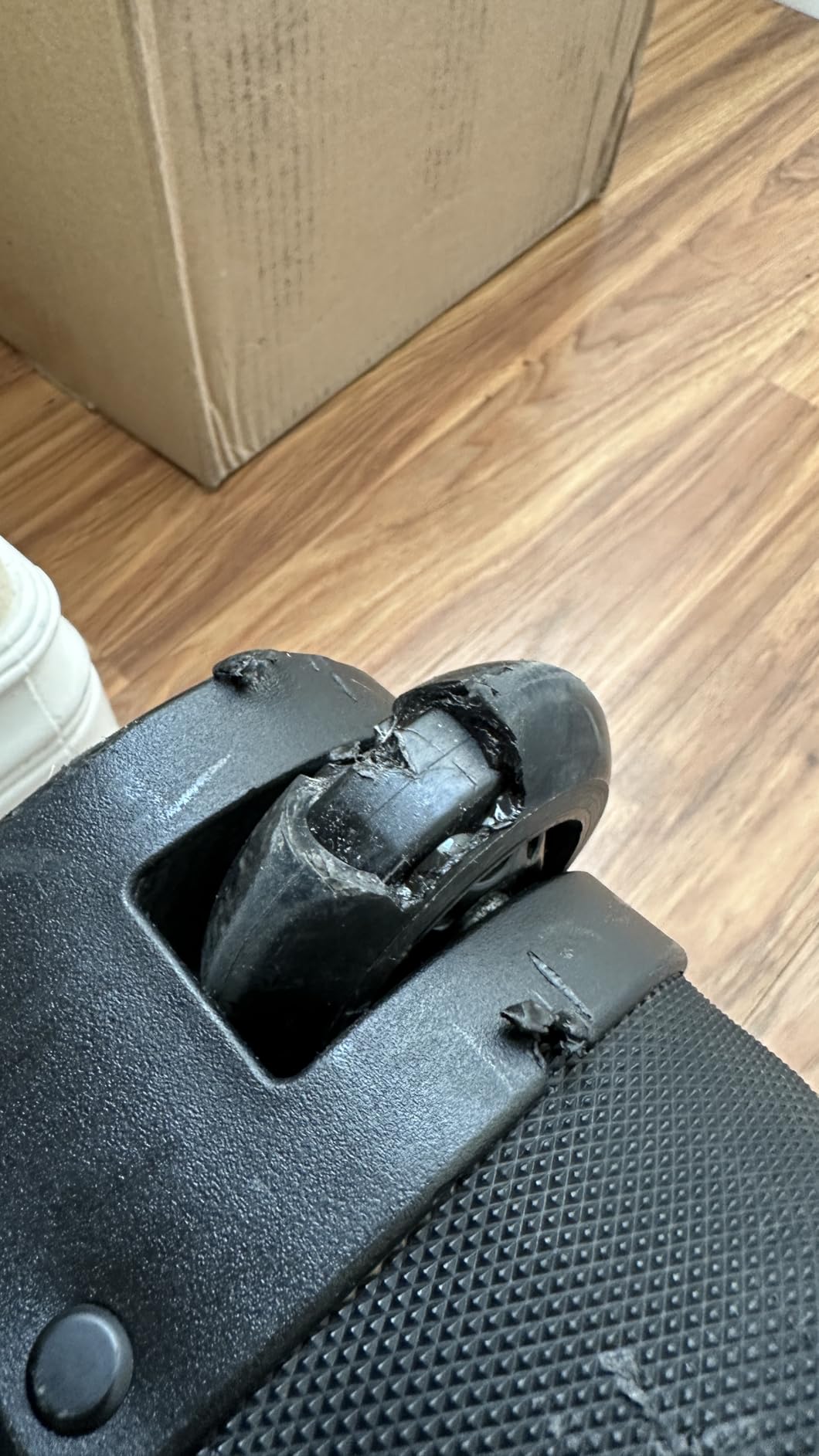 Eastpak Tranverz L - 121L Large Wheeled Luggage with Dual Compartments, TSA Lock, Compression Straps & Smooth-Wheeling System, Black Denim customer photo 1
