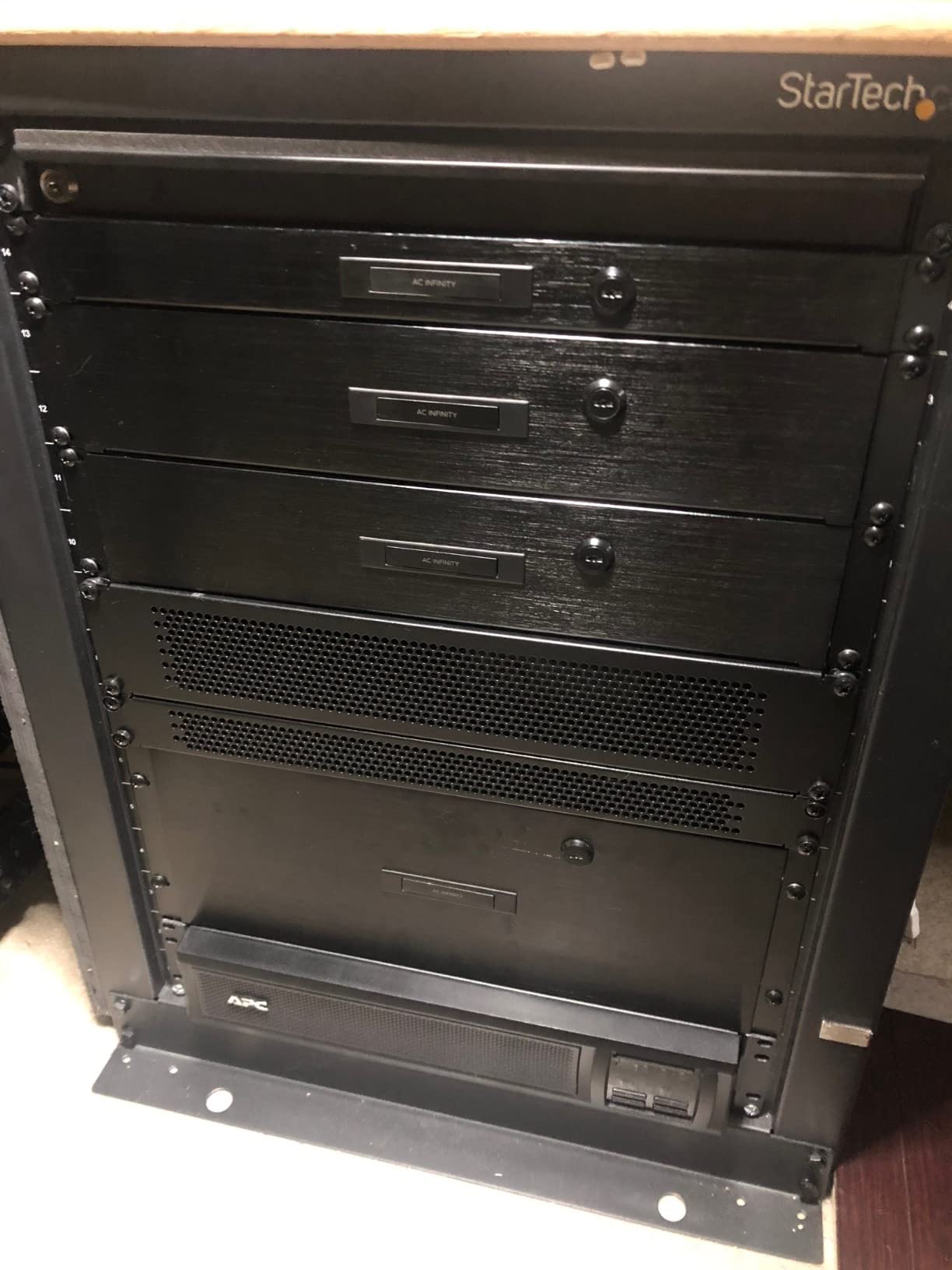 AC Infinity Rack Mount Drawer 3U with Aluminum Faceplate | With Lock and Key, for 19