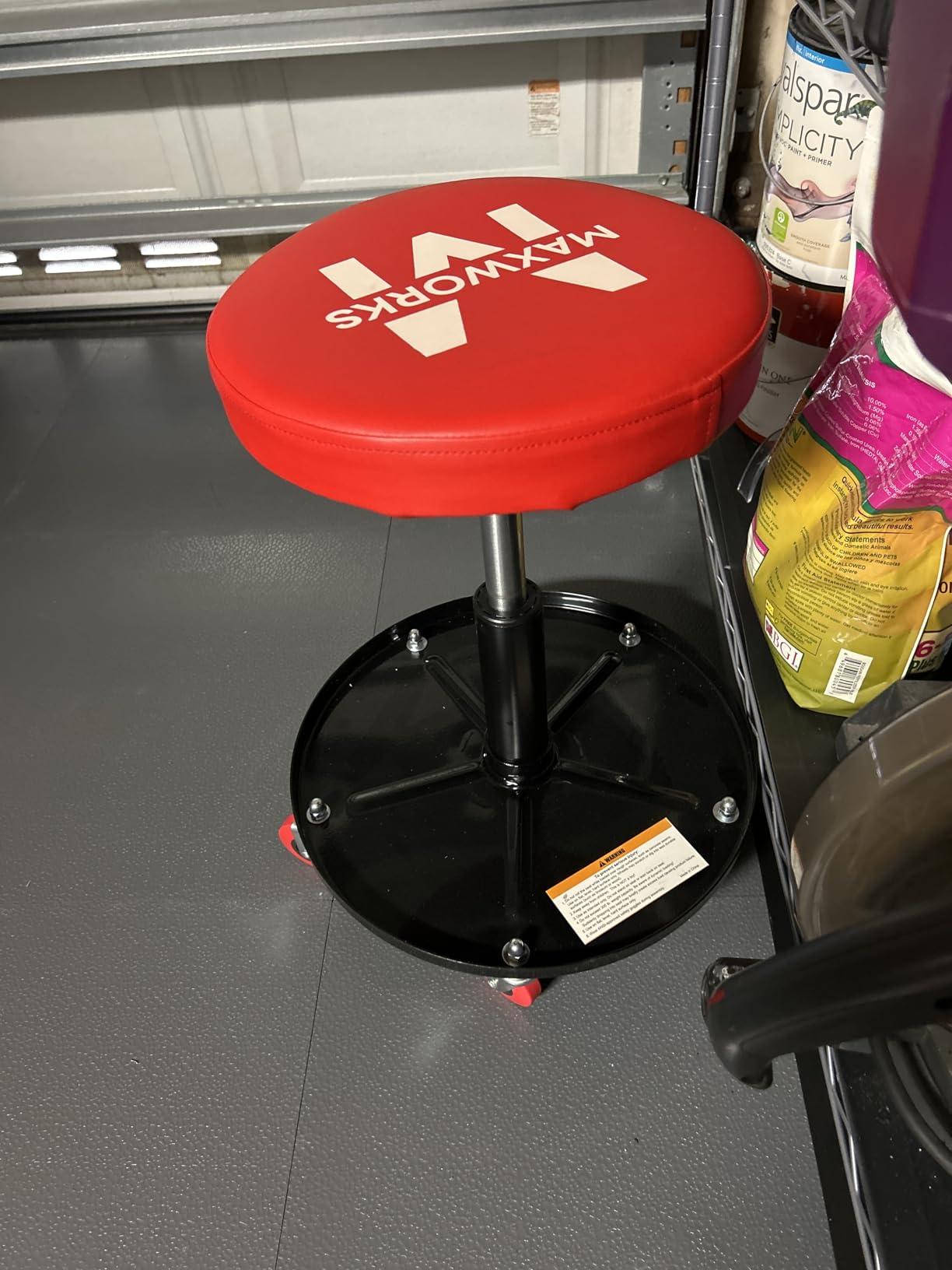 MaxWorks 80771 Pneumatic Roller Seat/Creeper with Adjustable Height - 300 lb Capacity customer photo 1