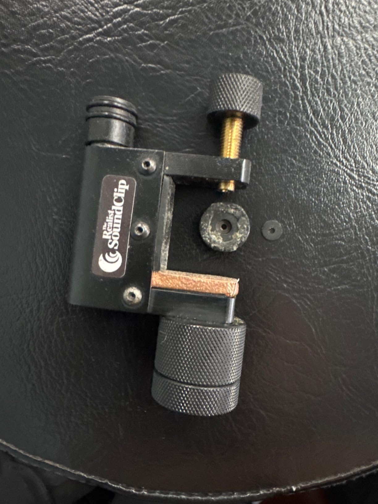Realist RLSTVSC - SoundClip Pickup for Violin and Viola - Reflects Instrument's True Sound - Easy to Mount - Sounds Great Instantly - Adjusting Placement Varies Tone Color and Sensitivity customer photo 1
