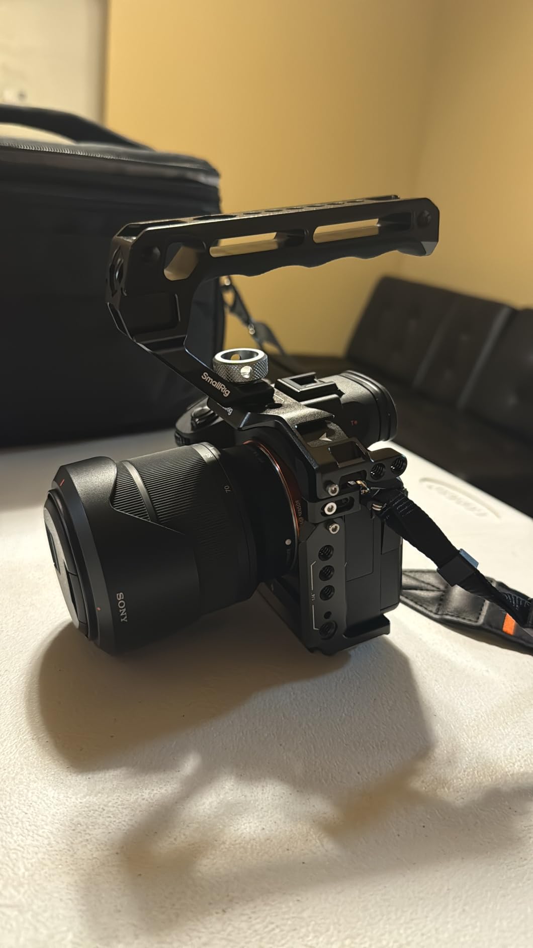 SmallRig A7 III / A7R III Camera Cage Kit for Sony Alpha 7 III/Alpha 7R III, Full Cage with Top Handle for ARRI and Cable Clamp, Built-in Cold Shoe and NATO Rails - 4198 customer photo 2