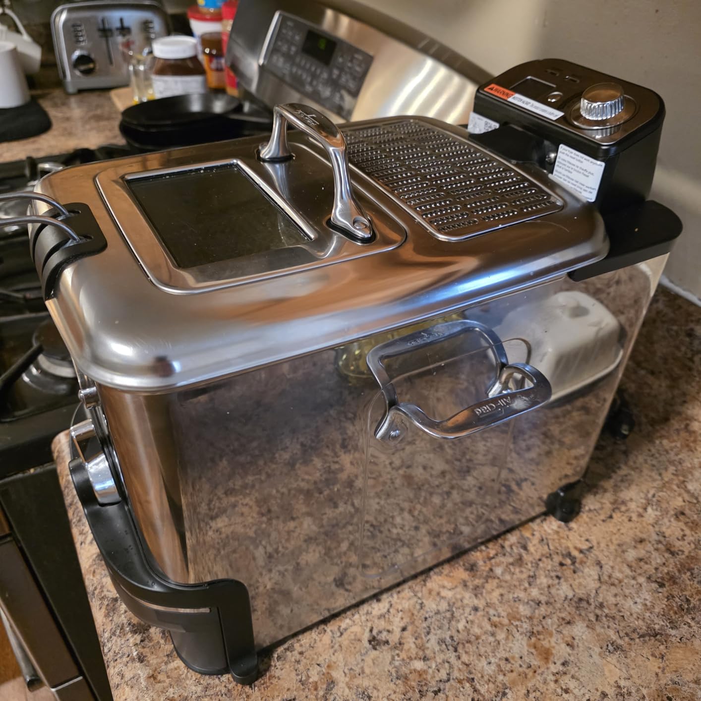 All-Clad Electric Deep Fryer with Basket and Lid, Stainless Steel Deep Fryer for Home Use, 1700W customer photo 1
