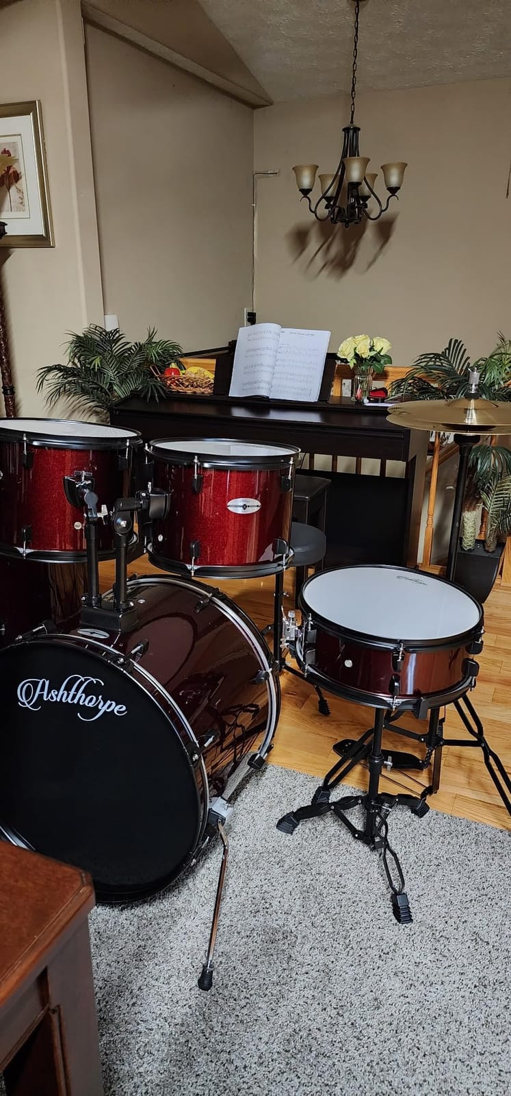 Ashthorpe 5-Piece Complete Full Size Adult Drum Set with Remo Batter Heads - Red customer photo 2