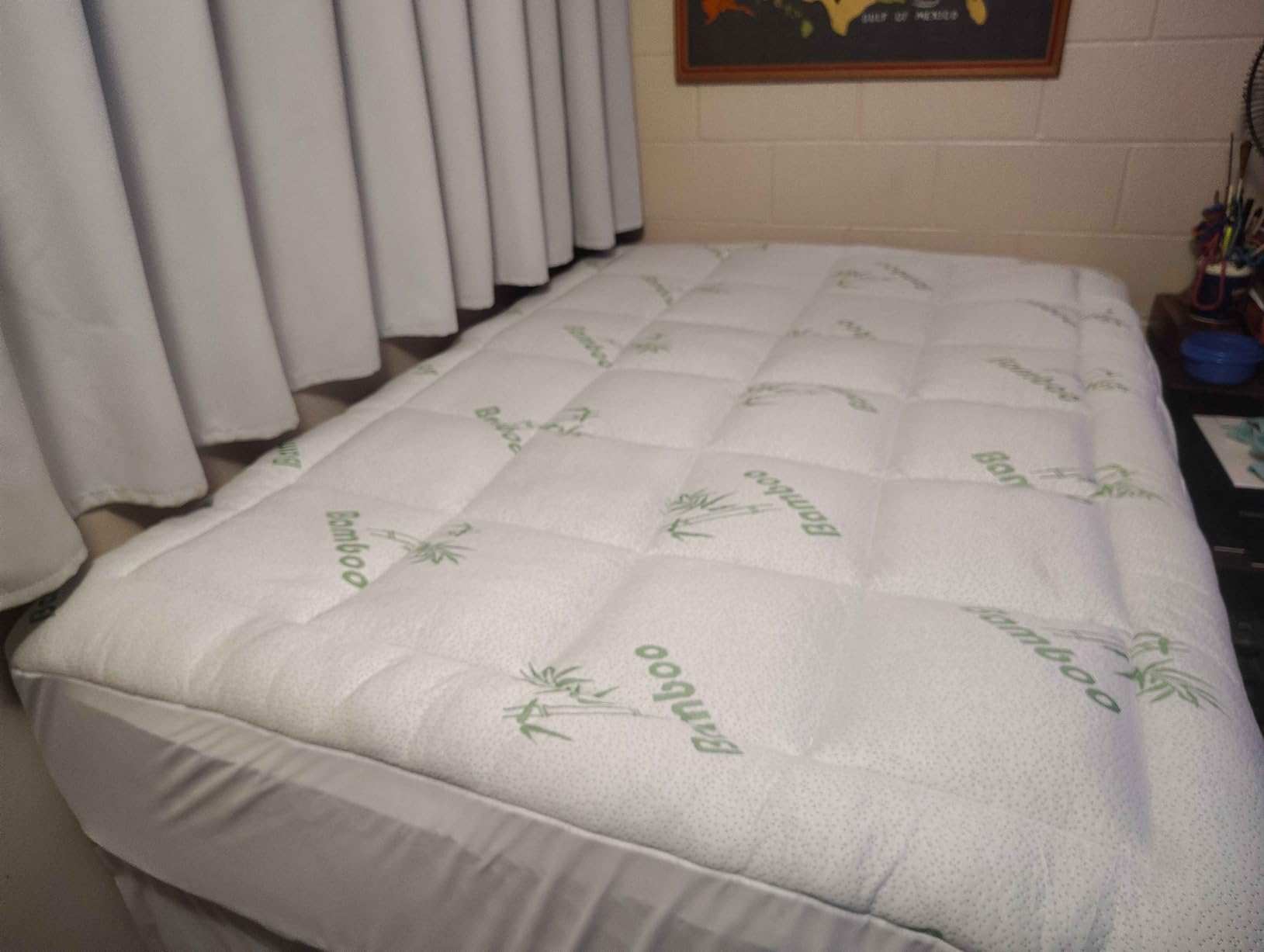 Niagara Sleep Solution Queen Ultra Soft Mattress Topper - Rayon Derived from Bamboo, 20