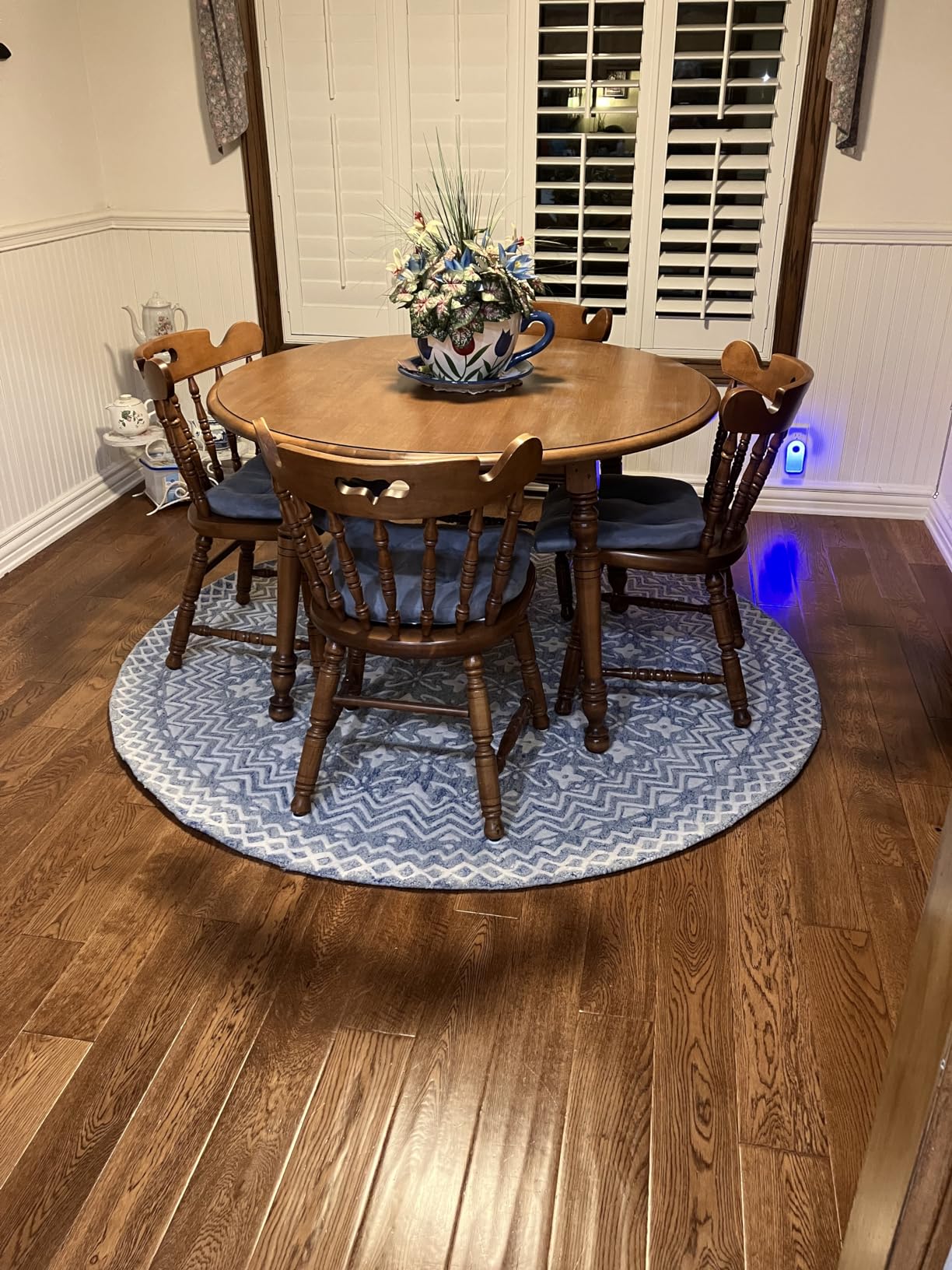 SAFAVIEH Blossom Collection 8' x 10' Grey/Ivory BLM114F Handmade Premium Wool Area Rug customer photo 1