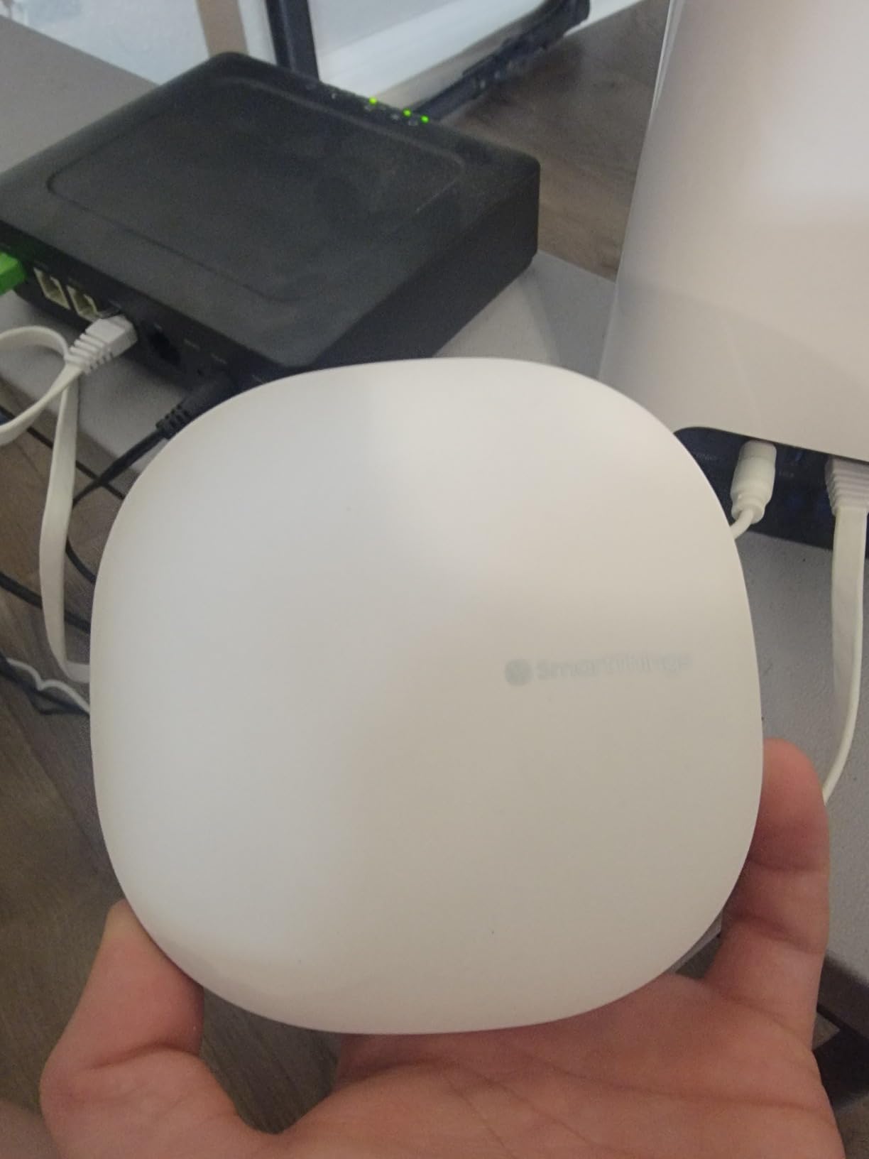 SmartThings Hub 3rd Generation [GP-U999SJVLGDA] Smart Home Automation Hub Home Monitoring Smart Devices - Alexa Google Home Compatible - Zigbee, Z-Wave, Cloud to Cloud Protocols - White customer photo 2