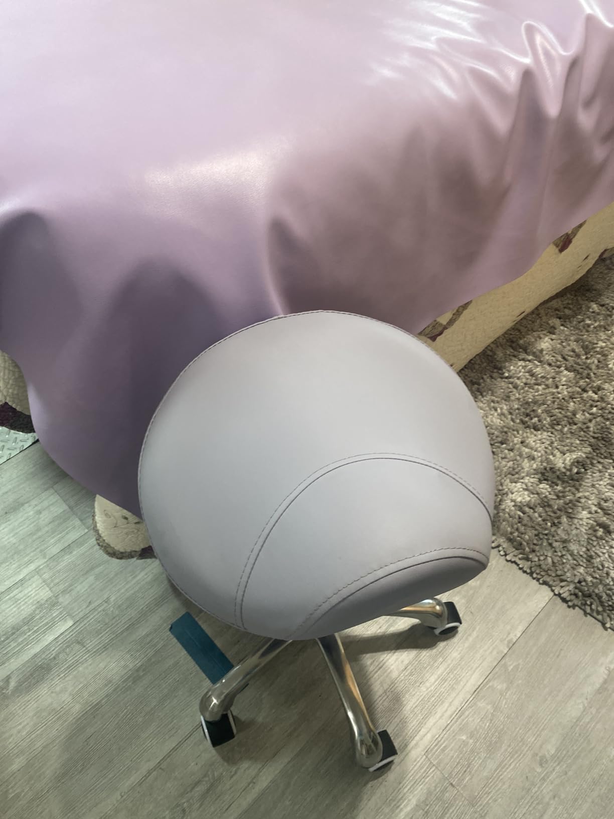 Kaleurrier Rolling Saddle Stool for Salon Kitchen Swivel Desk Chairs - Heavy Duty Saddle Chair for Professionals, 350 lb Weight Capacity, 22-30