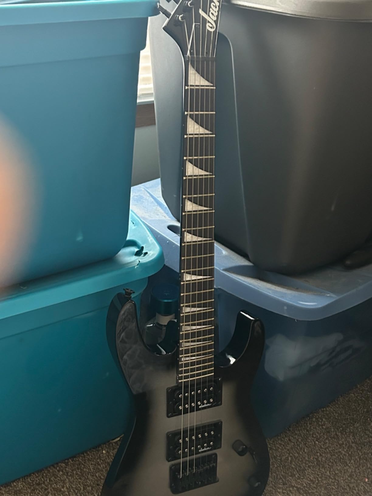 JACKSON JS1X DK MINION GUITAR customer photo 2