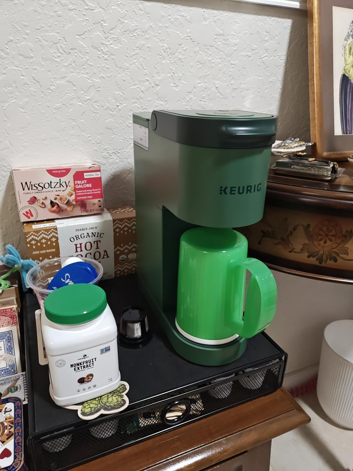 Keurig K-Mini Single Serve K-Cup Pod Coffee Maker, 6 to 12oz Brew size, with Cord Storage, Perfect for Small Spaces, Black customer photo 2