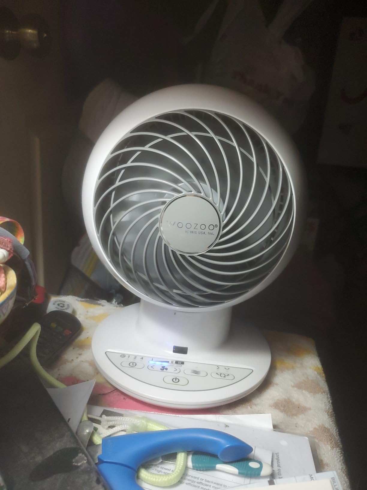 IRIS USA WOOZOO Air Circulator Fan with Remote, Oscillating, 5 Speeds, 82ft Max Air Distance, Adjustable Tilt, Quiet Motor, Small Fan for Bedroom, Office, Dorm, White customer photo 2