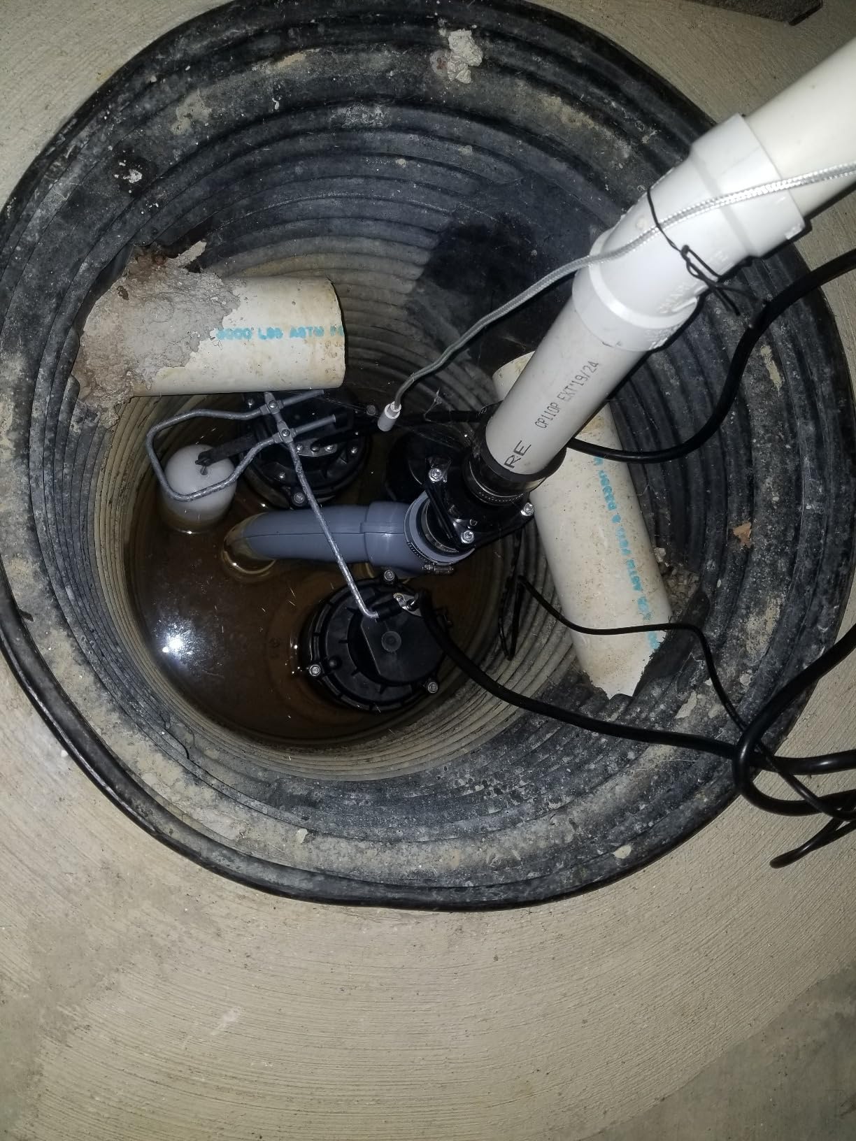 Wayne Preassembled Primary & Battery Backup Sump Pump Combo System | 1/2 HP, Integrated Vertical Float Switch, 12 Volt Battery Back Up Capability, 5,100 Gallons Per Hour customer photo 1