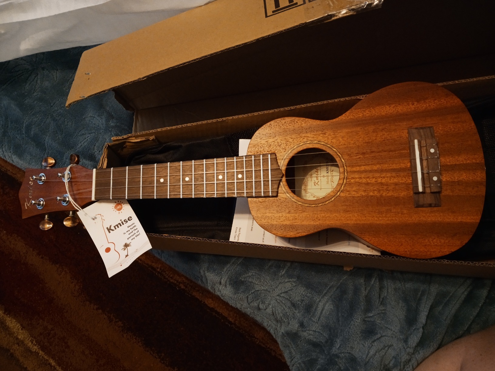 Kmise Baritone Ukulele,Ukelele 30 inch Professional Mahogany Uke with DGBE String Strap Ukalalee Picks customer photo 2