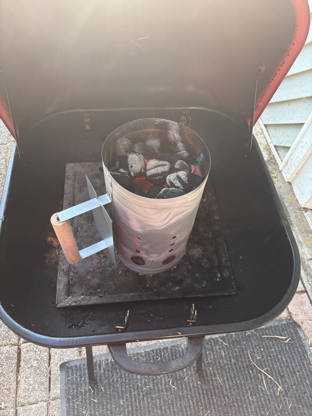 homenote Charcoal Chimney Starter Kit with Blower and Fire Cubes(11.5x7) | Includes 32 fire cubes, heat-resistant gloves and blower; zinc-plated steel chimney features a wooden handle and heat shield. customer photo 1