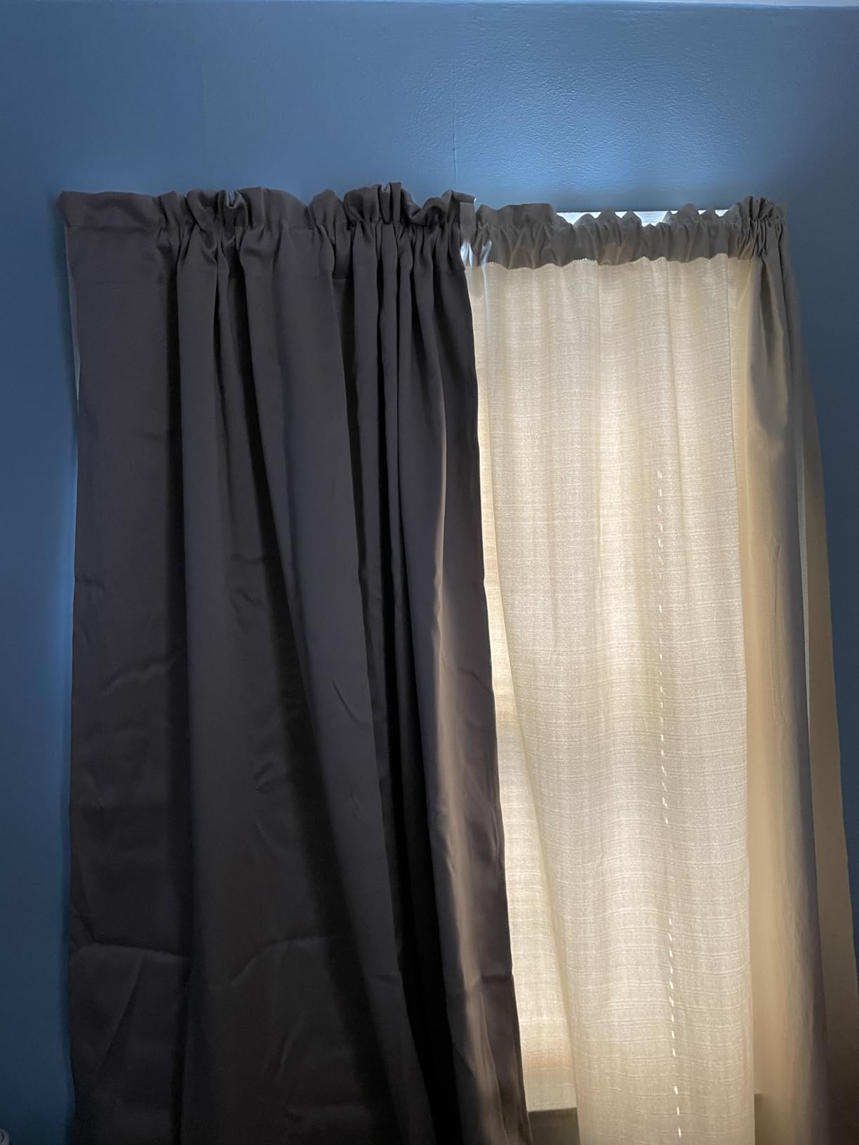 Sun Zero Oslo Theater Grade Extreme Total Blackout Rod Pocket Curtain Panel, 52