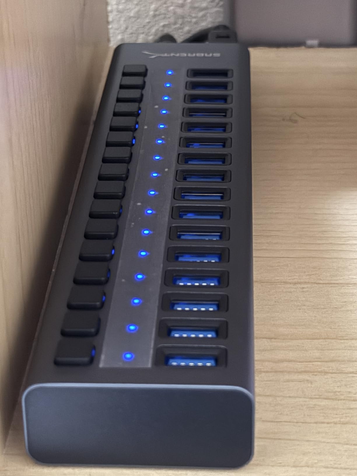 SABRENT 16-Port USB 3.0 Data Hub & Charger, 90W (HB-PU16) | Individual power switches; 90W high-power output; charge and sync multiple devices; powered usb hub customer photo 1
