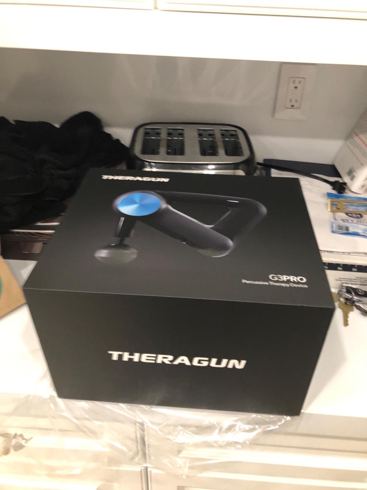 Theragun G3PRO Percussive Therapy Device, Handheld Deep Tissue Professional Massager 50% Quieter than G2PRO Muscle Stimulator For Pain Relief, Recovery, Enhance Performance & Energize The Body customer photo 2