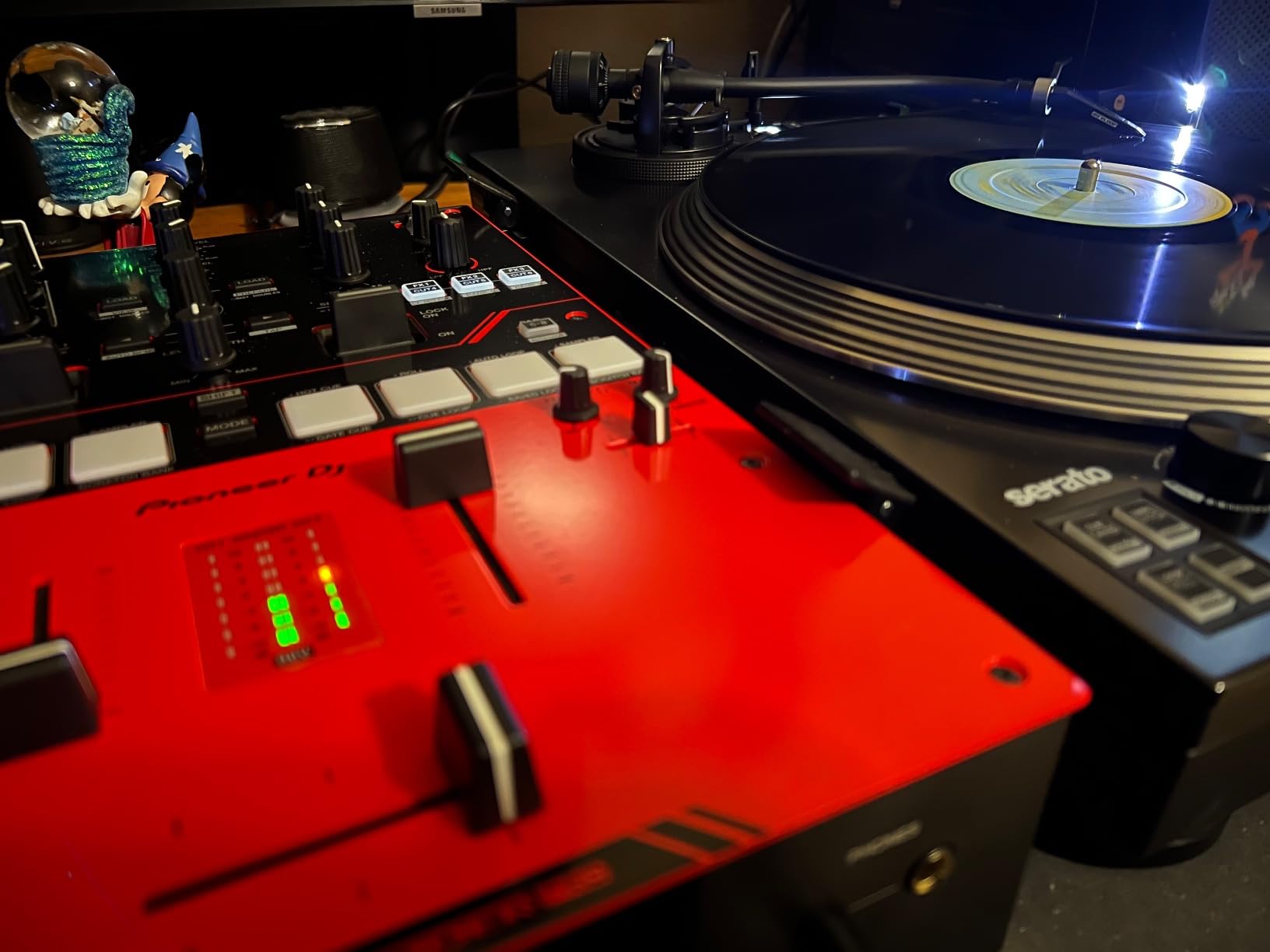 Reloop Upper Torque Hybrid Turntable Instrument RP-8000-MK2 customer photo 1
