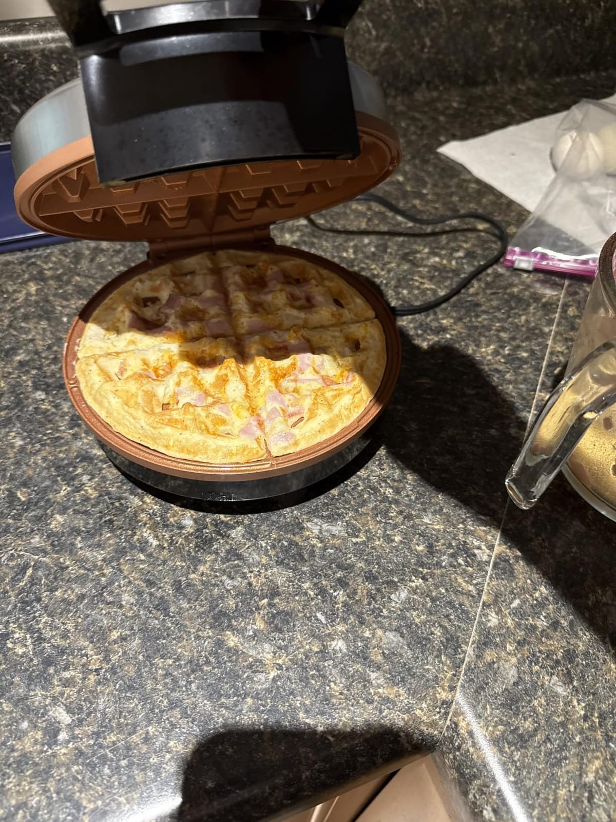 Hamilton Beach Belgian Waffle Maker with PFAS-Free Non-Stick Ceramic-Coated Plates, Browning Control, Indicator Lights, Stainless Steel (26081) customer photo 1