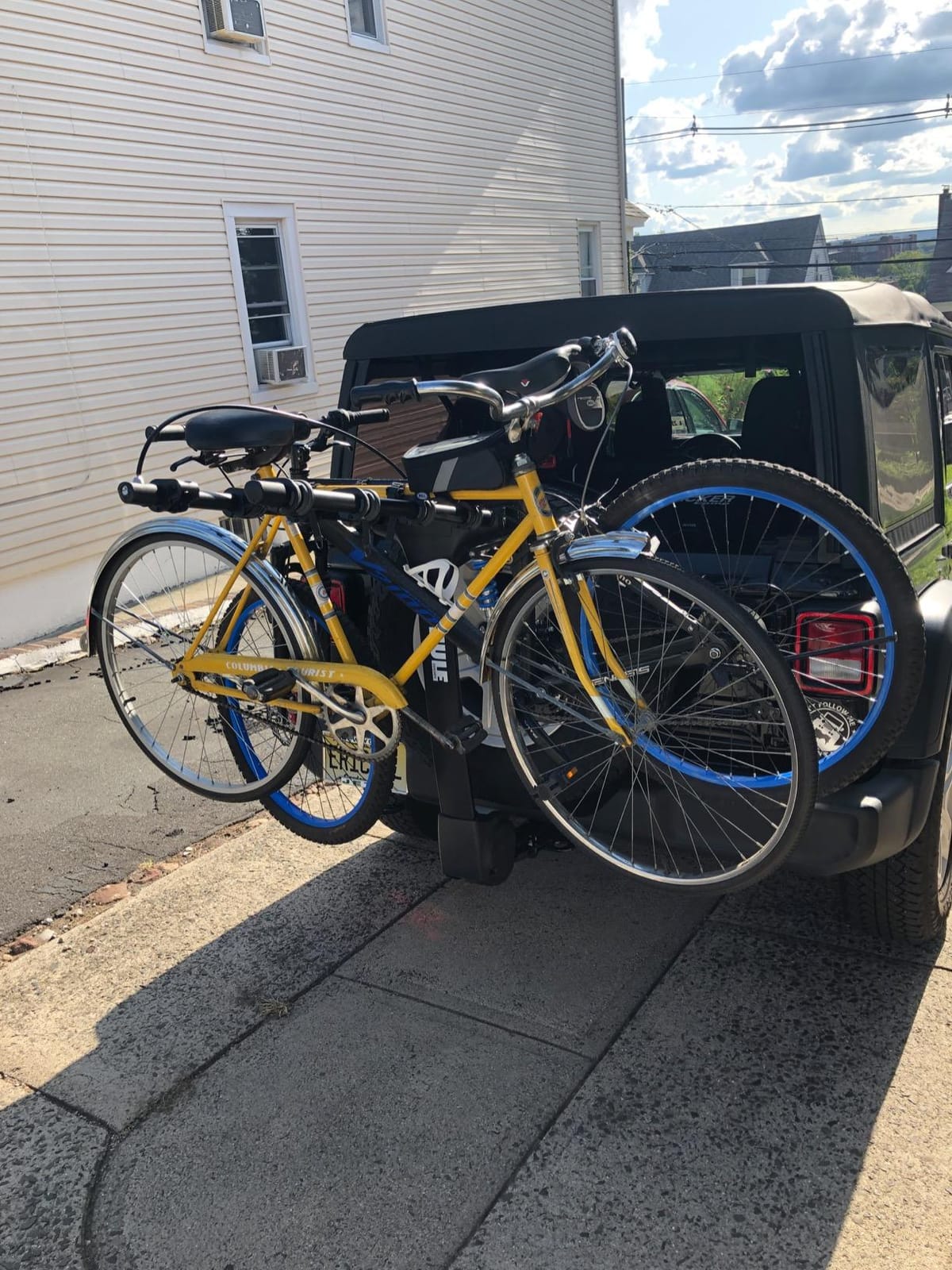 Thule Apex XT Bike Hitch Rack customer photo 2
