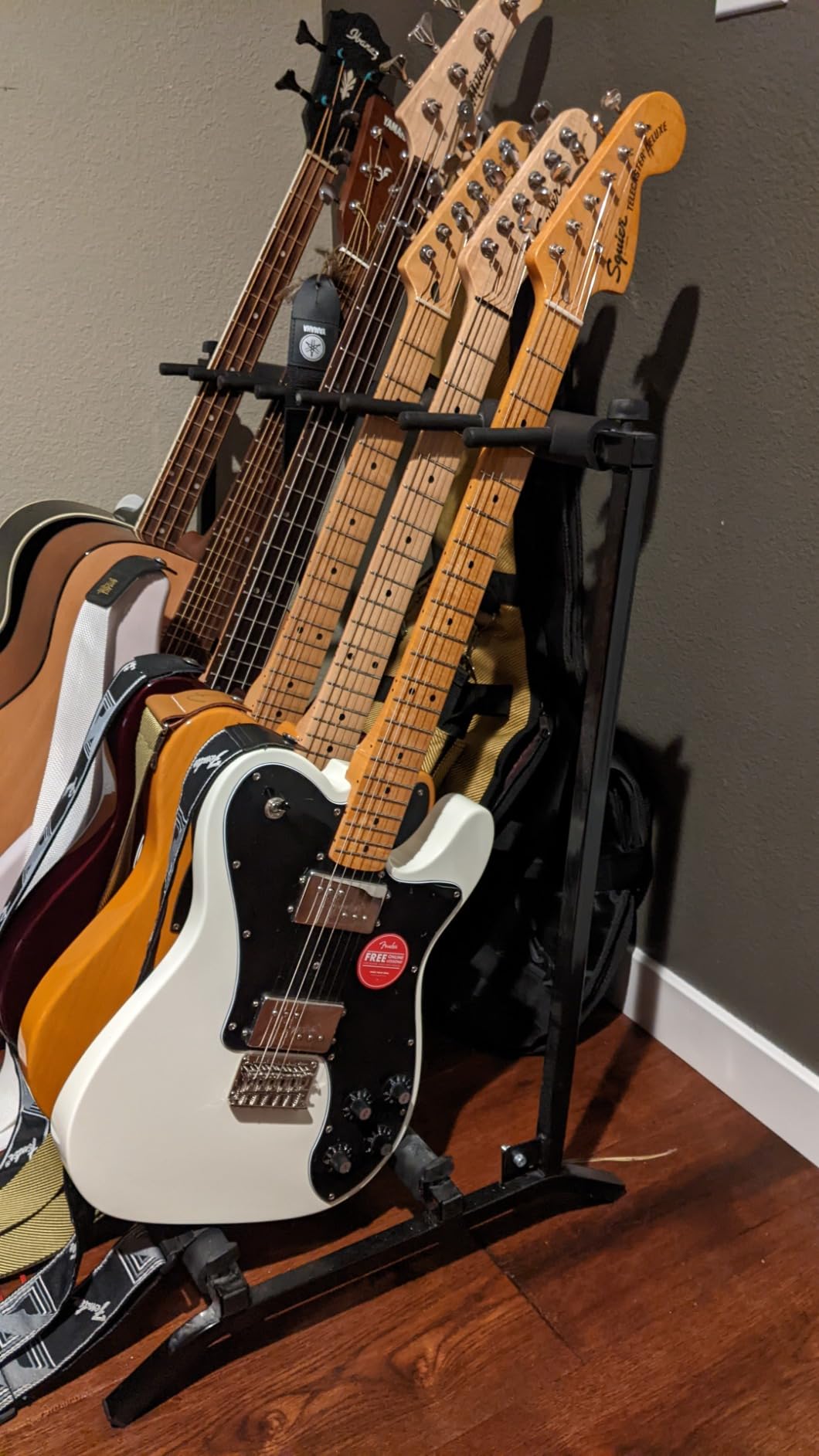 Squier Classic Vibe 70s Deluxe Telecaster Electric Guitar, Olympic White, Maple Fingerboard customer photo 2