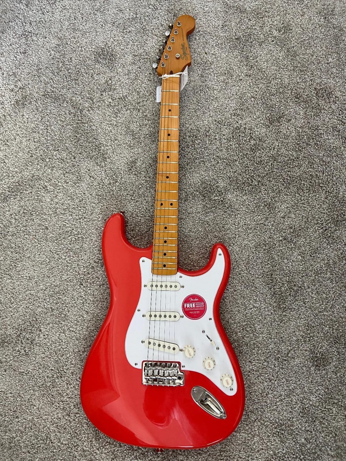 Squier Classic Vibe 70s Stratocaster Electric Guitar, Walnut, 2-Yr Warranty customer photo 1